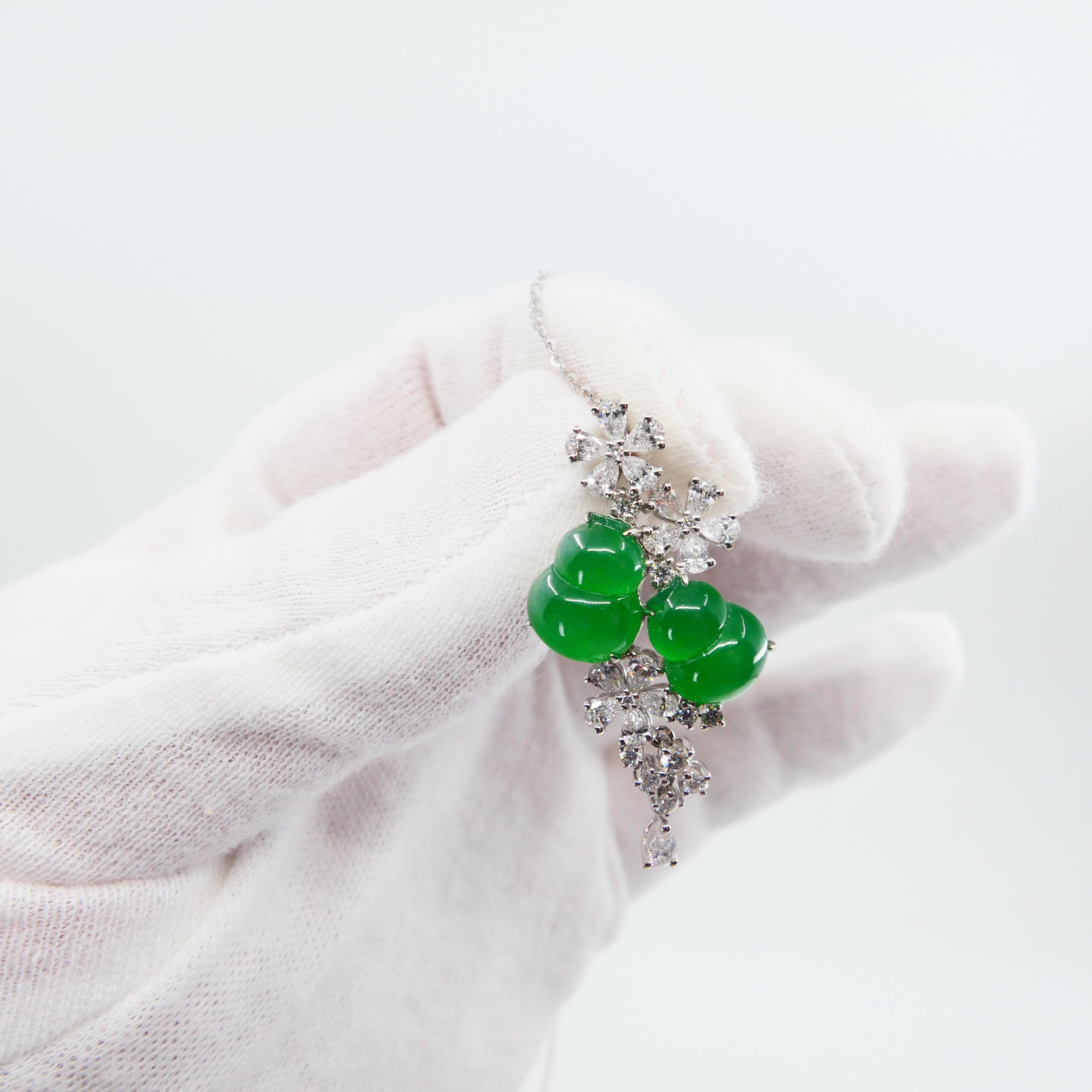 Zertifizierte Icy Jade Kürbis-Diamant-Anhänger-Halskette, Intense Apfelgrün, Typ A im Angebot 1