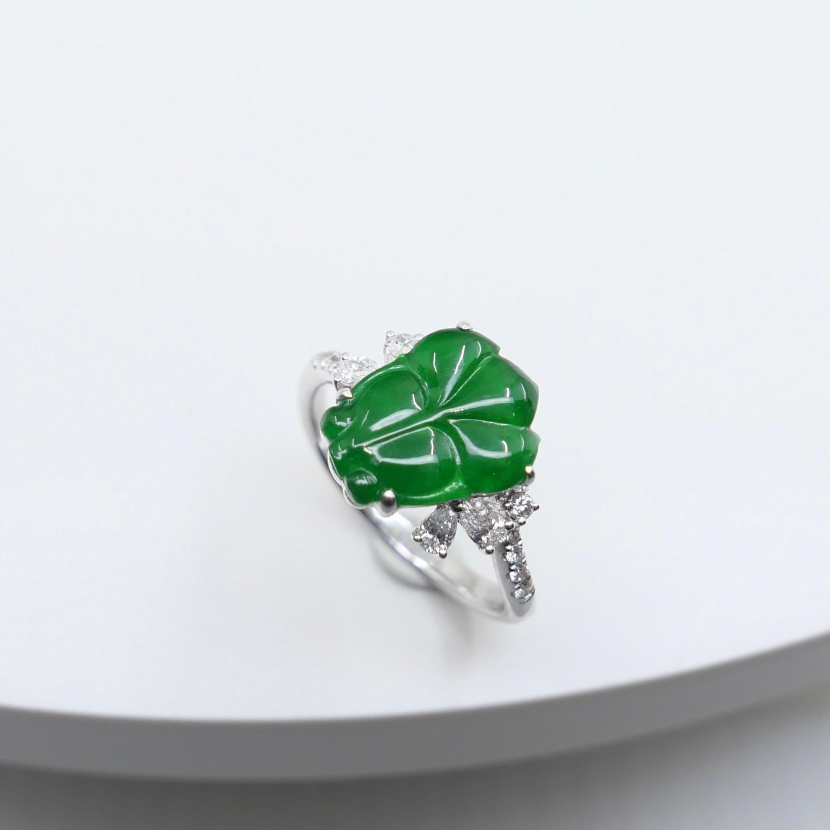 Certified Type A Jadeite Jade and Diamond Cocktail Ring, Best Imperial Green in vendita 9