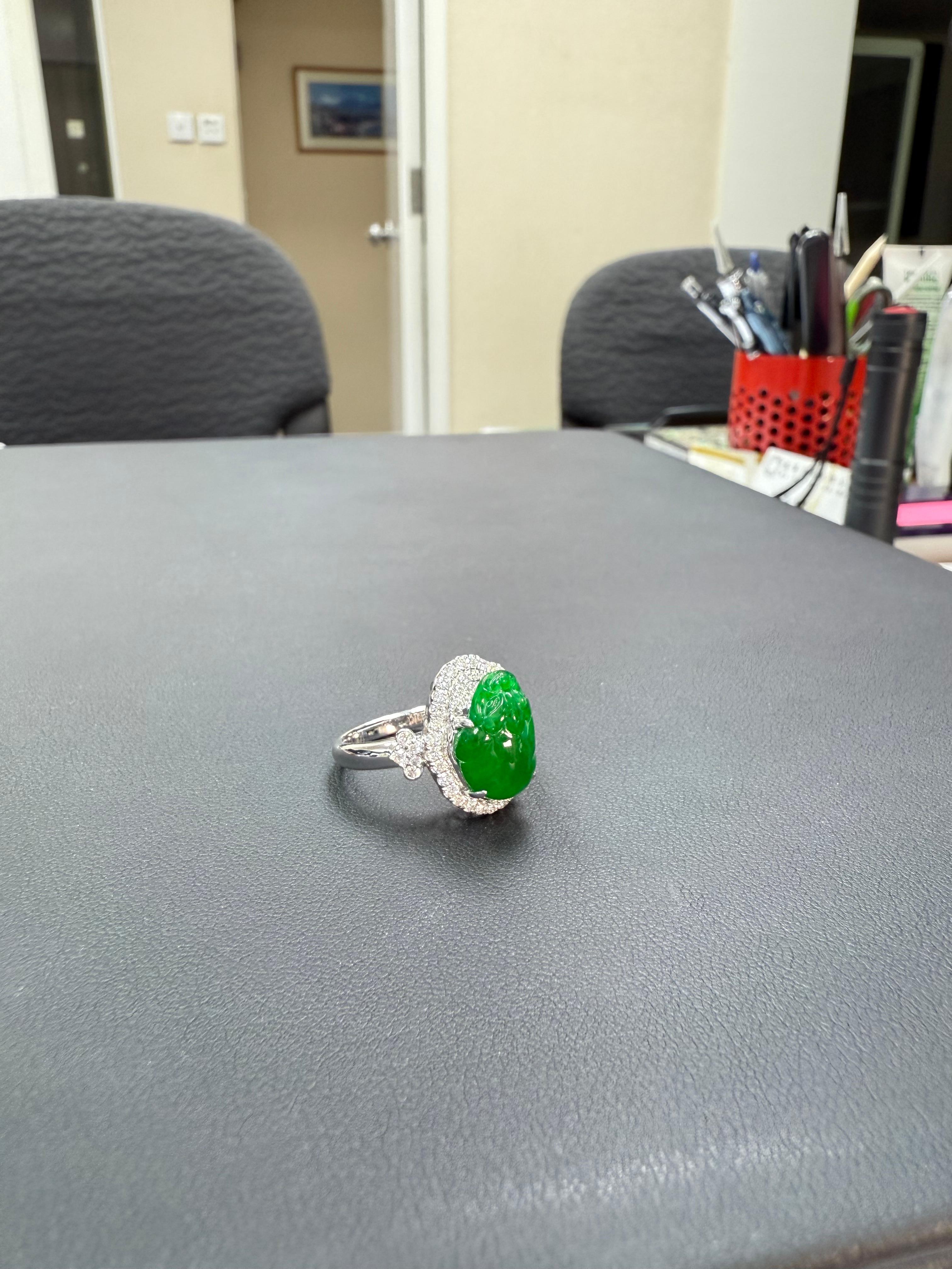 Women's Certified Type A Jadeite Jade and Diamond Cocktail Ring, Best Imperial Green For Sale