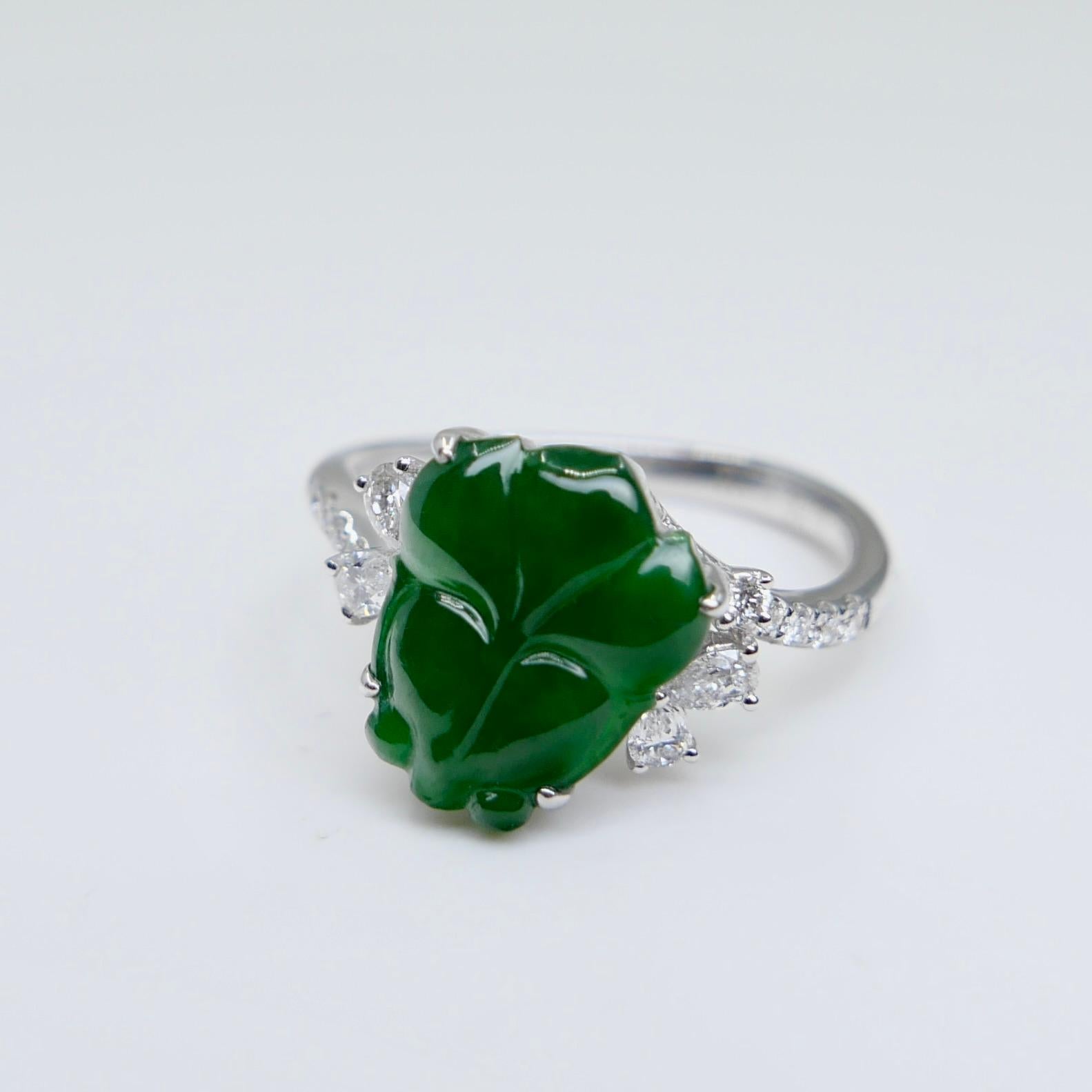 Certified Type A Jadeite Jade and Diamond Cocktail Ring, Best Imperial Green in vendita 6