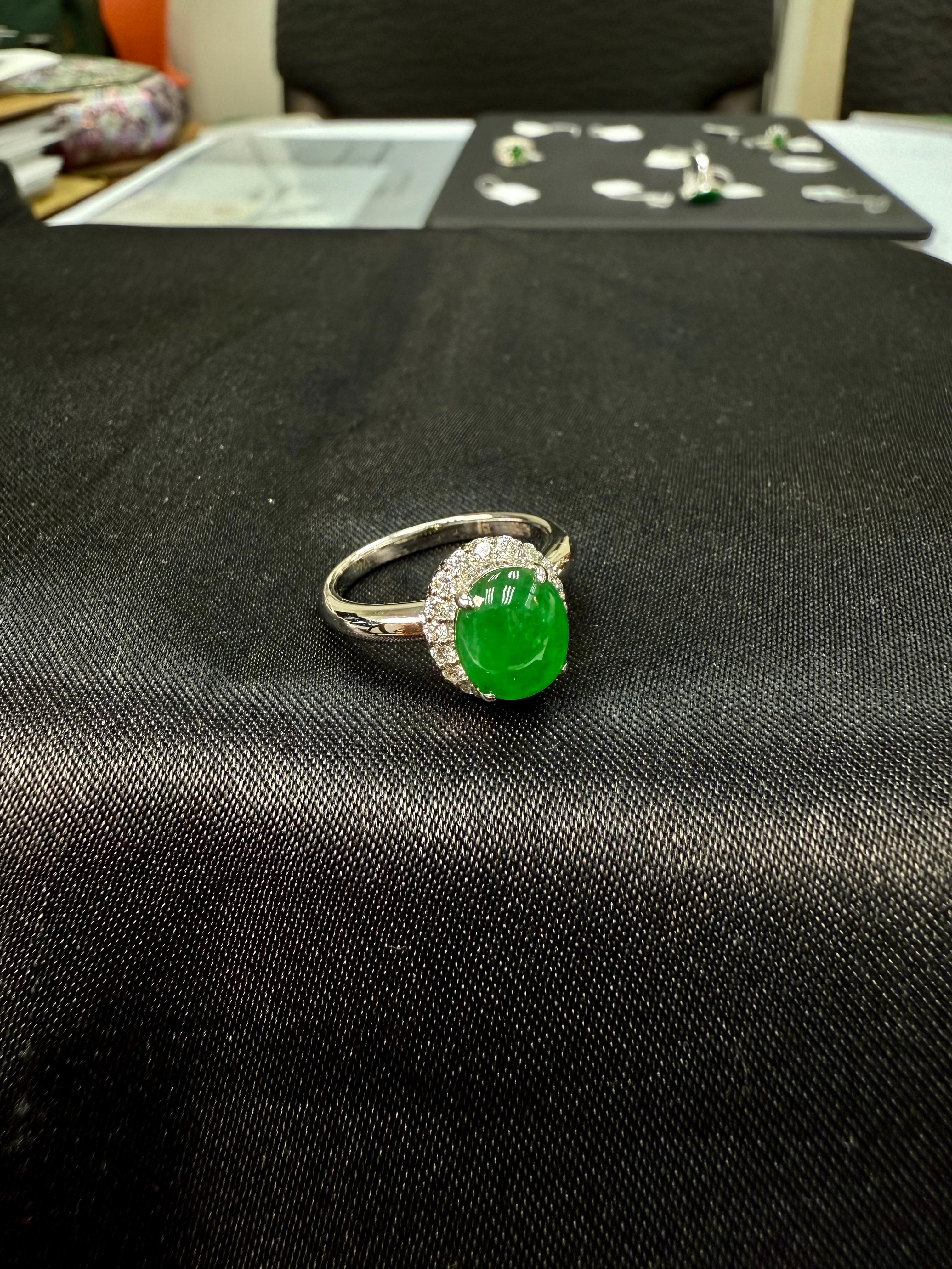 Cocktailring, zertifizierter Jadeit-Jadeit- und Diamant-Cocktailring, Typ A, nahe der kaiserlichen Jade im Angebot 3