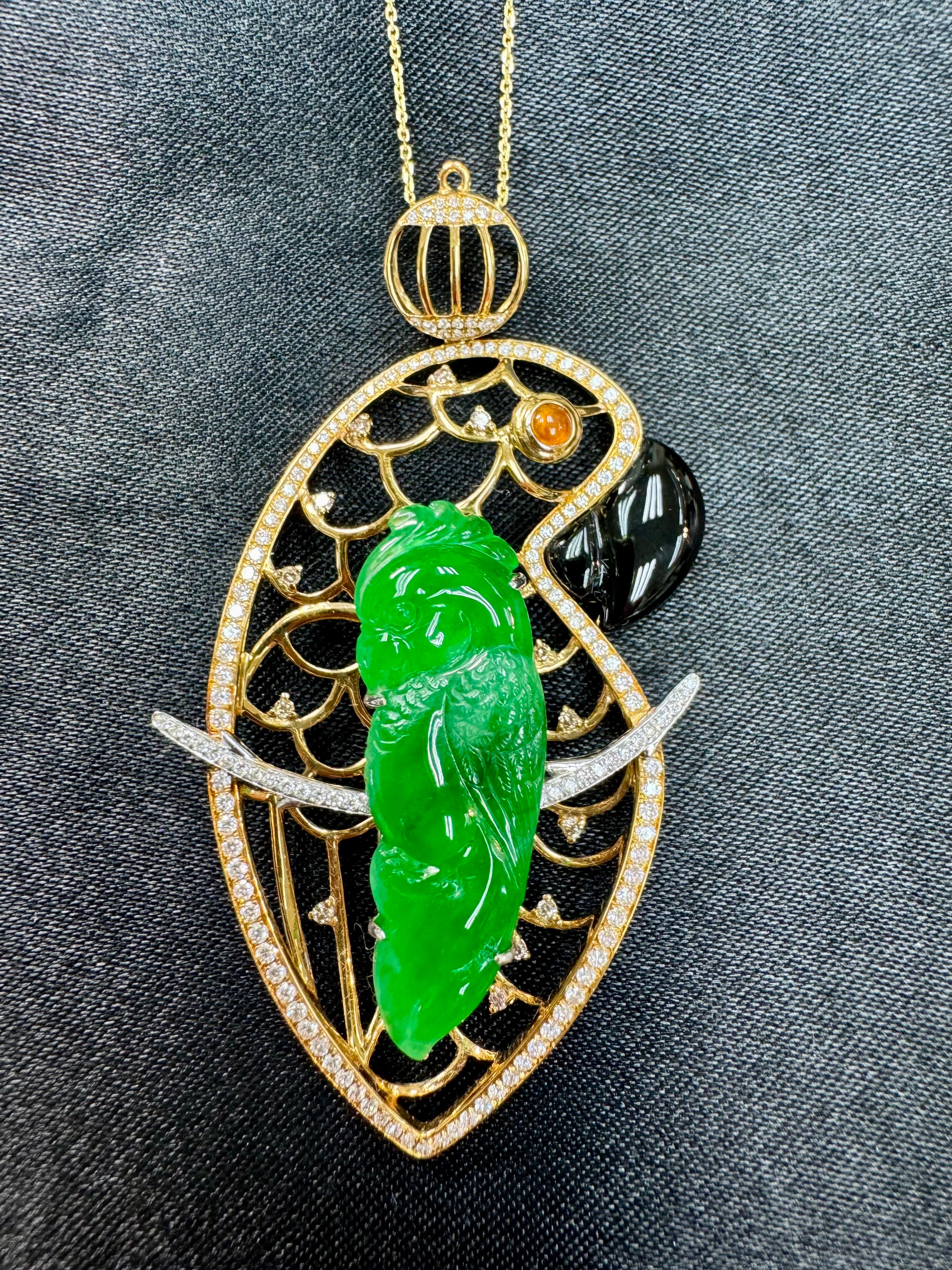 Zertifizierter Typ A Jadeit Jade und Diamant-Papagei-Anhänger, Vivid Green Color im Angebot 5