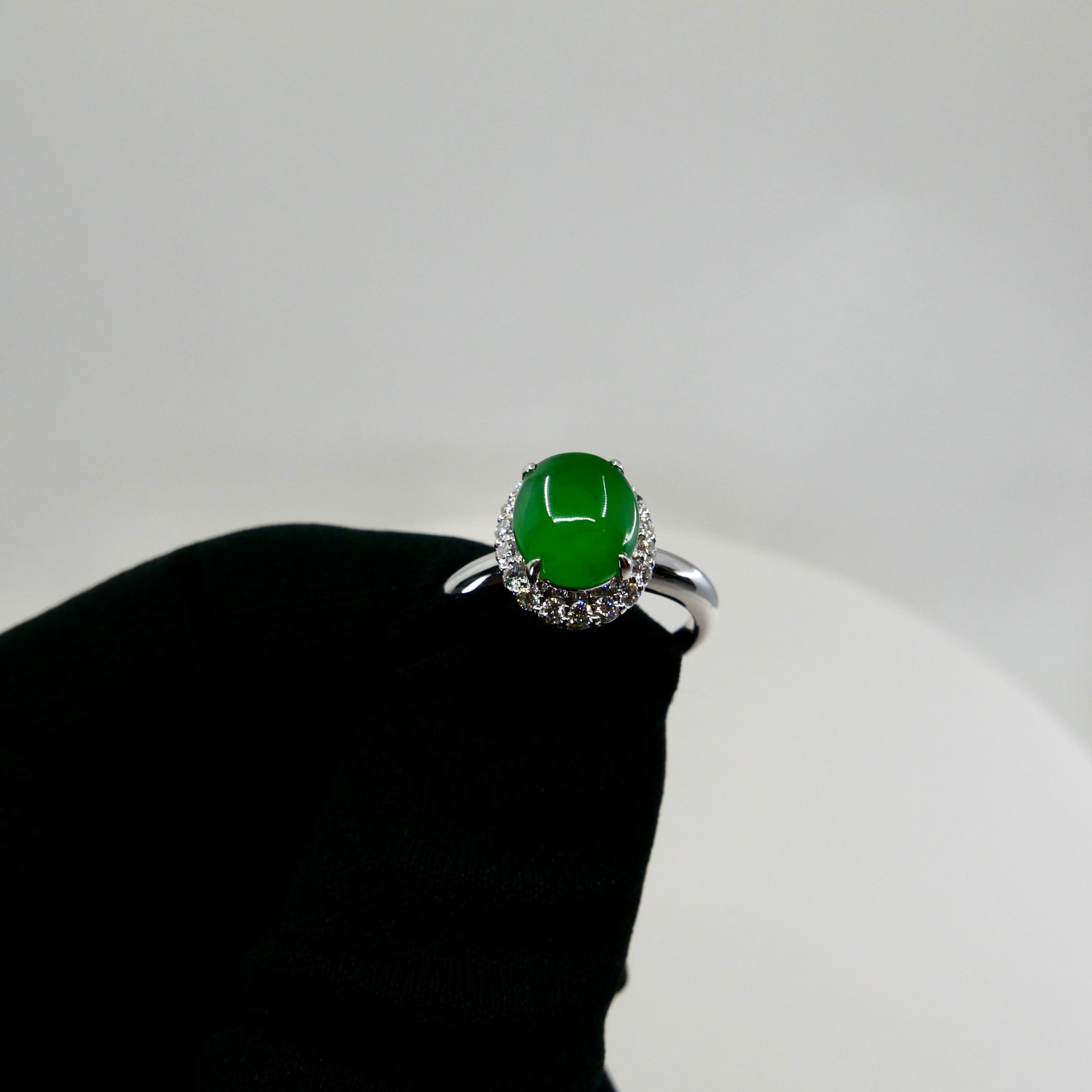 Certified Type A Jadeite Jade and Diamond Cocktail Ring, Close to Imperial Jade For Sale 1