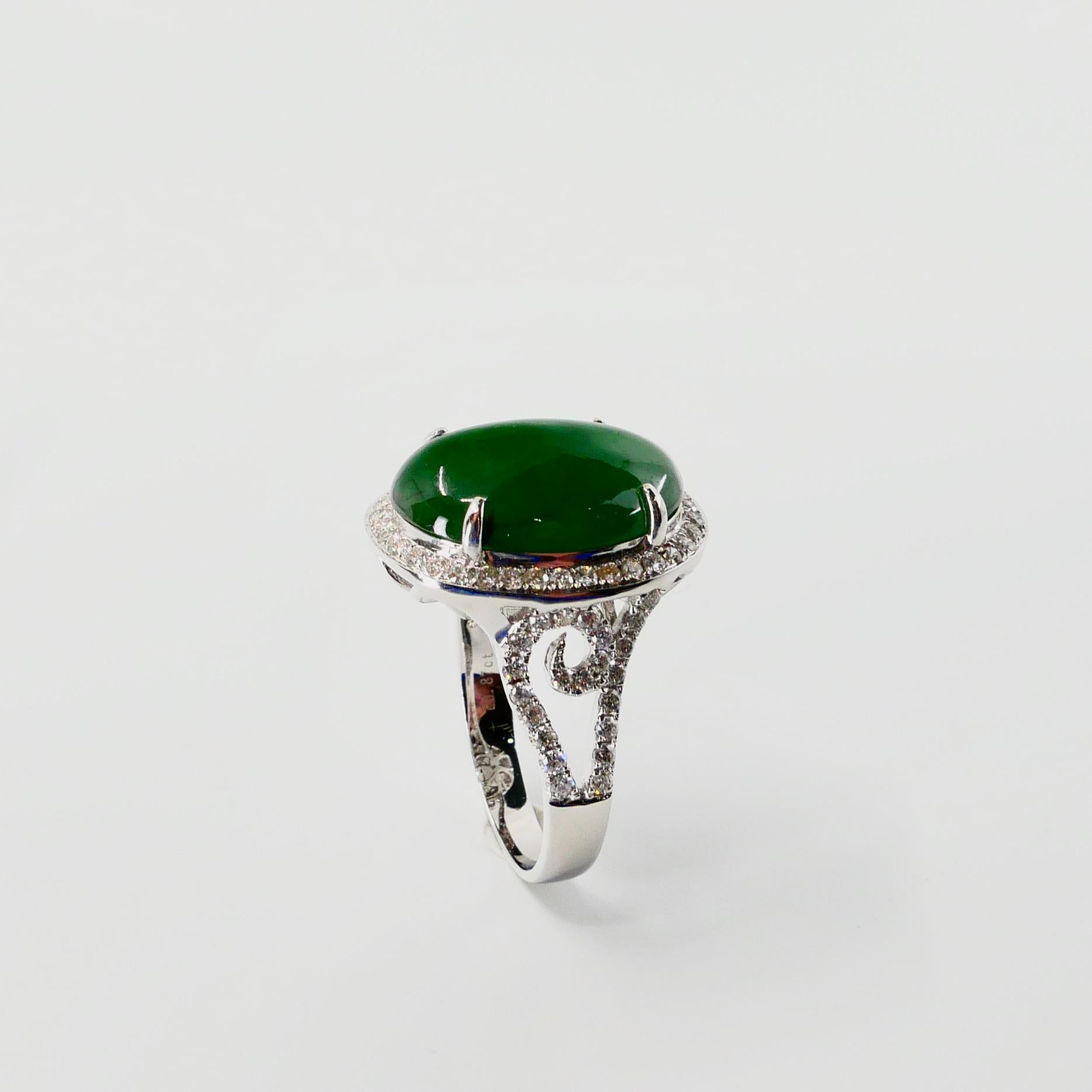 Certified Type A Jadeite Jade & Diamond Cocktail Ring, Intense Green Subtle Glow For Sale 3