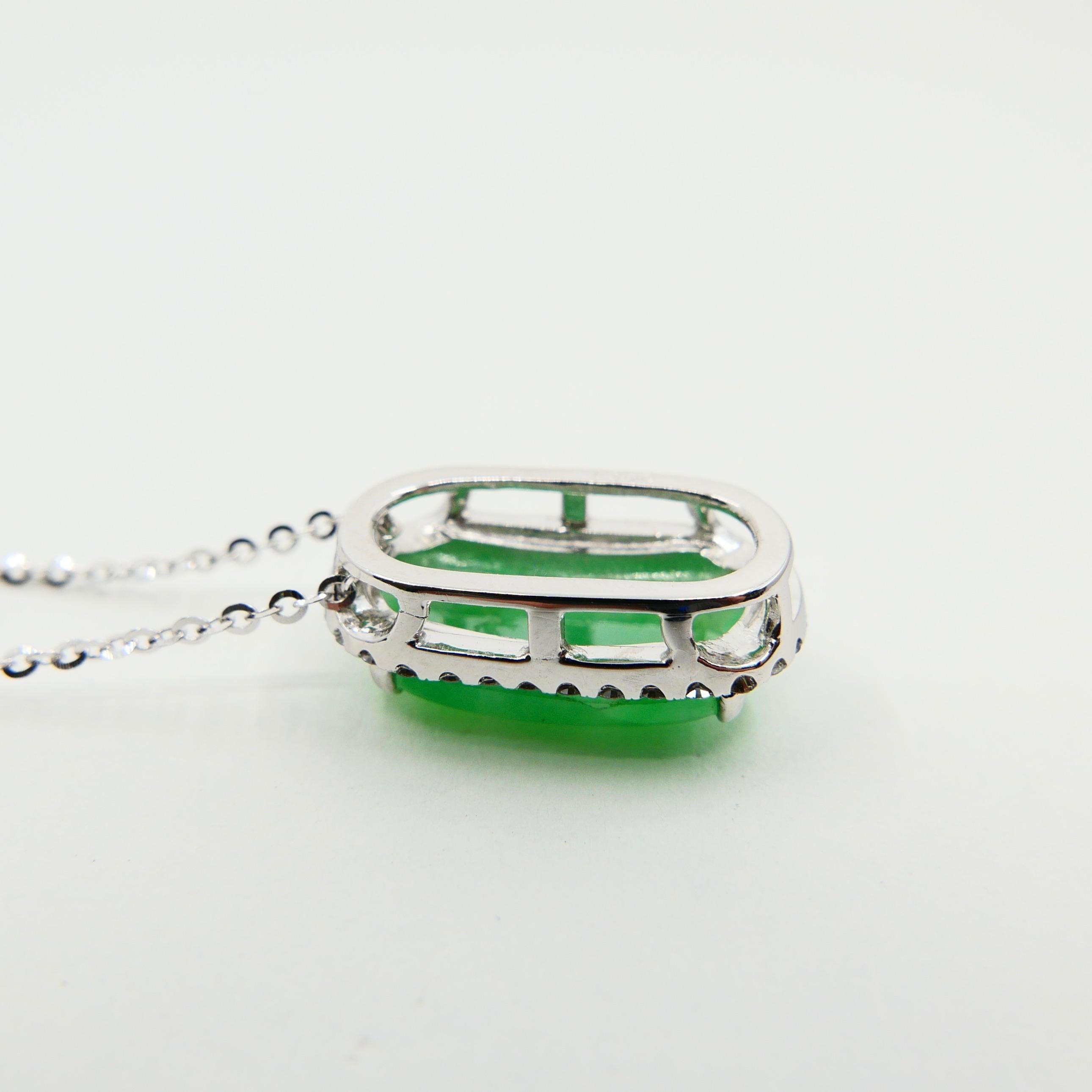 Certified Type A Jadeite Jade Diamond Pendant Drop Necklace, Apple Green Color For Sale 2