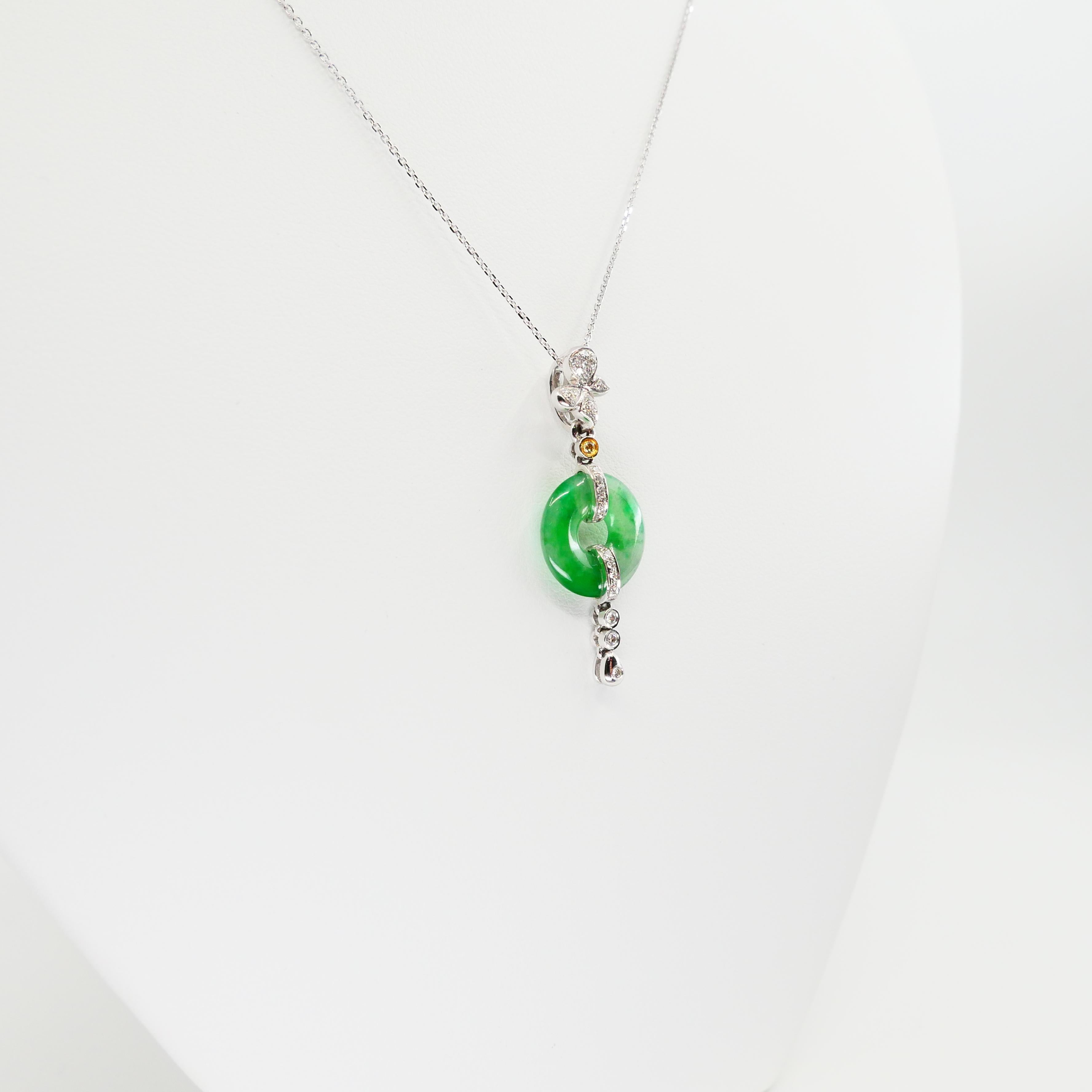 Certified Type A Jadeite Jade Diamond Pendant Drop Necklace, Apple Green Veins For Sale 1