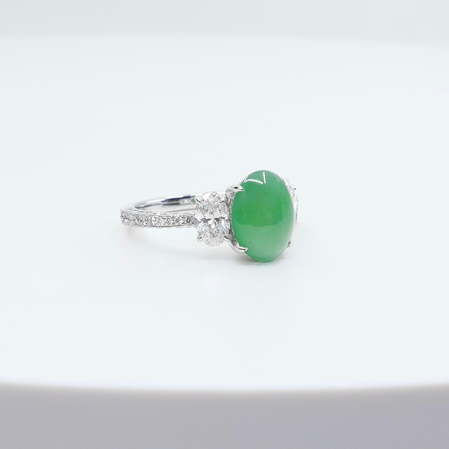 Women's Certified 2.27 Cts Natural Jade & Oval Diamond Cocktail Ring, Apple Green Color For Sale