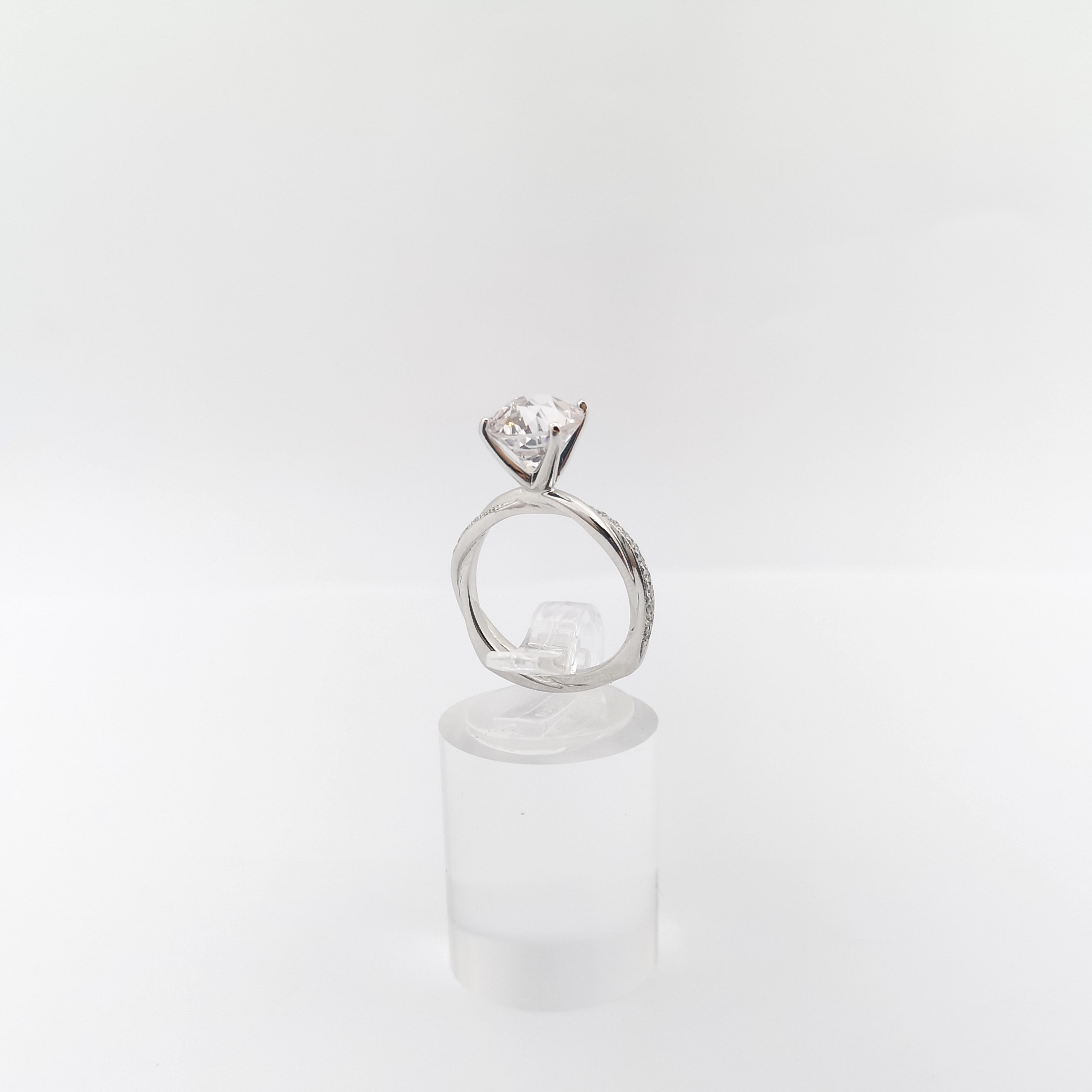 Certified Unheated 3 Carats White Sapphire with Diamond Ring in Platinum 950  For Sale 2