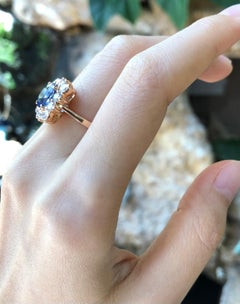 zertifizierter unerhitzter 4 Karat blauer Saphir mit Diamantring aus 18 Karat Roségold