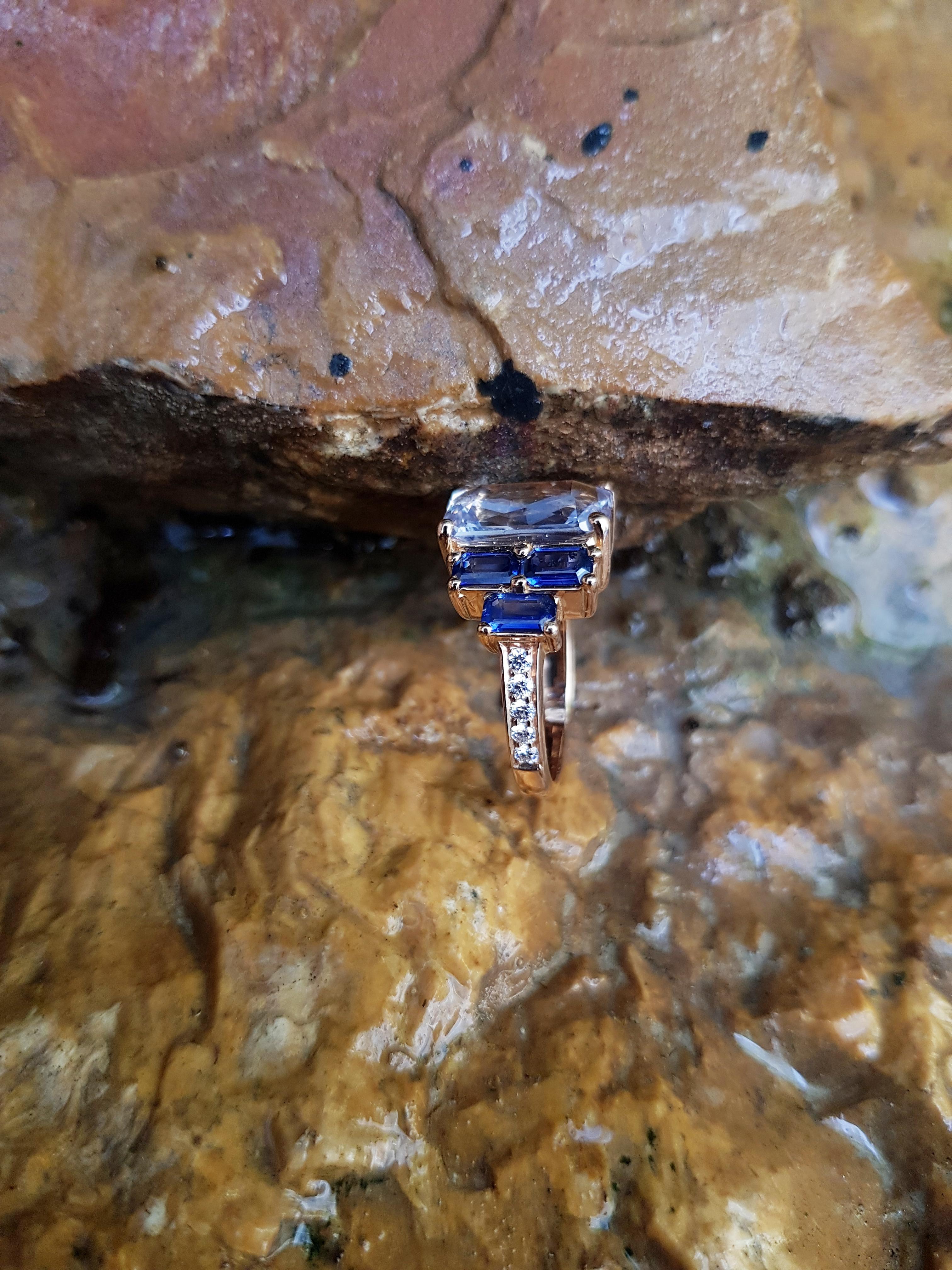 Emerald Cut Certified Unheated 4 cts Sapphire, Blue Sapphire, Diamond Ring in 18K Rose Gold  For Sale
