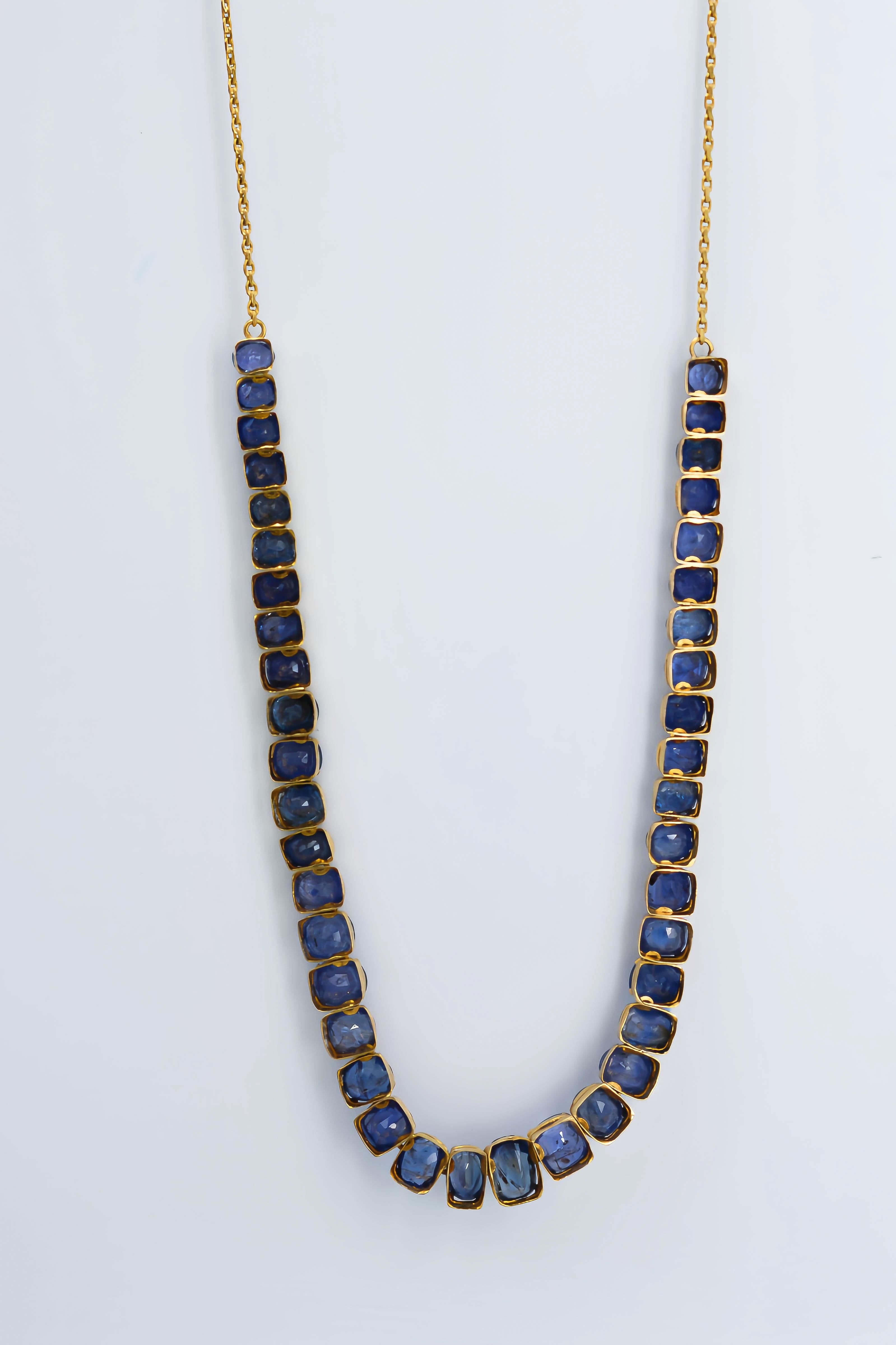 Women's or Men's Certified Unheated Blue Sapphire Burmese Necklace in 18k Yellow Gold For Sale
