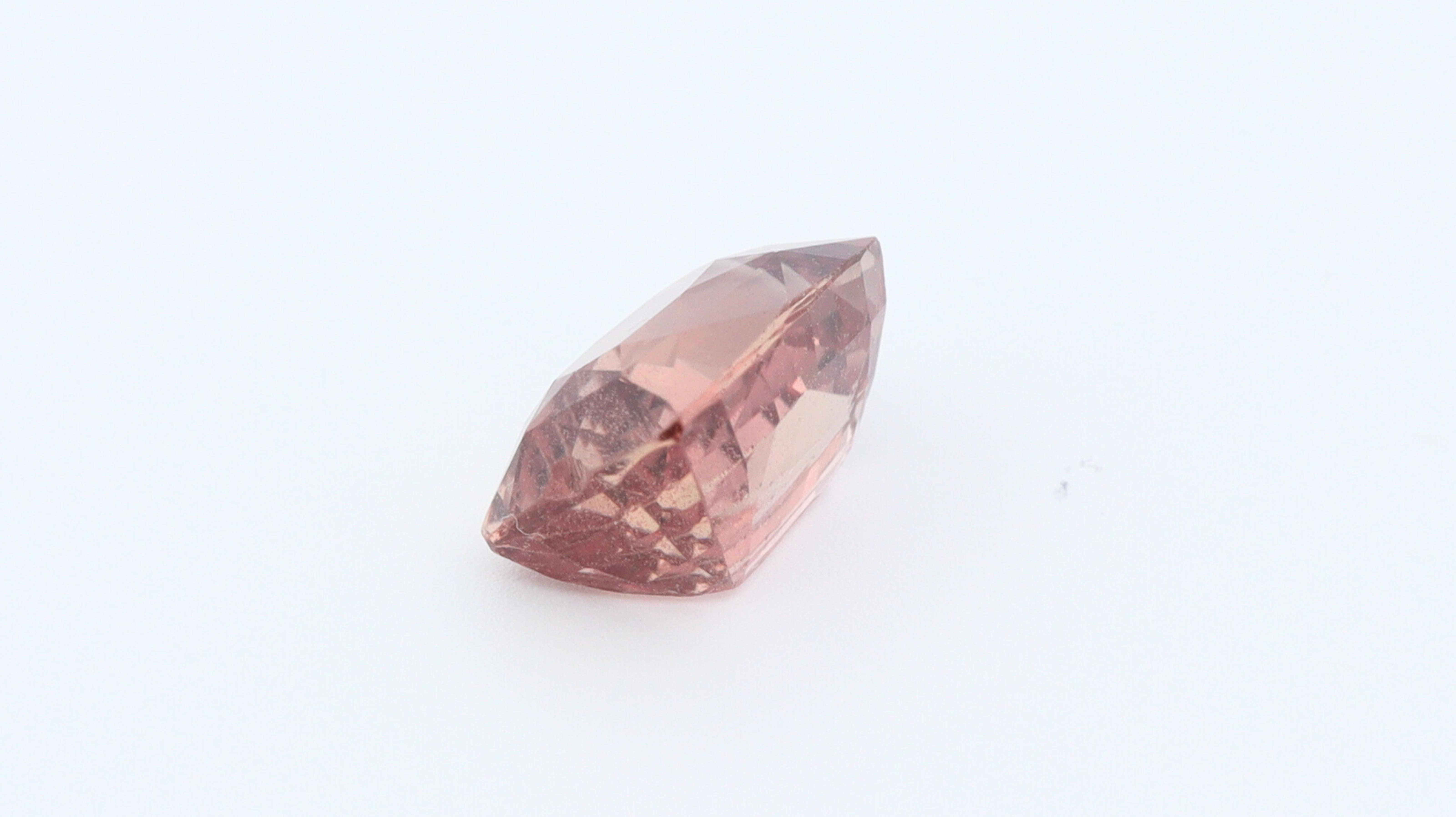 Cushion Cut Certified Unheated Pink Sapphire from Sri Lanka - 1.56ct For Sale