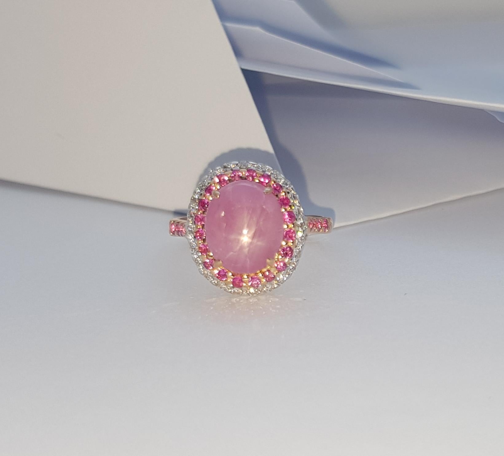 Certified Unheated Star Pink Sapphire, Diamond Ring in 18K Rose Gold For Sale 2