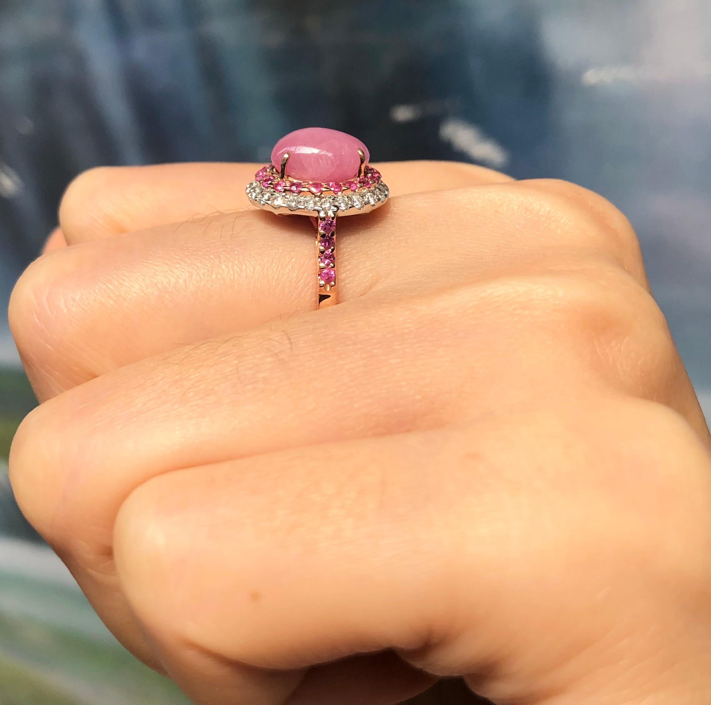 Contemporary Certified Unheated Star Pink Sapphire, Diamond Ring in 18K Rose Gold For Sale