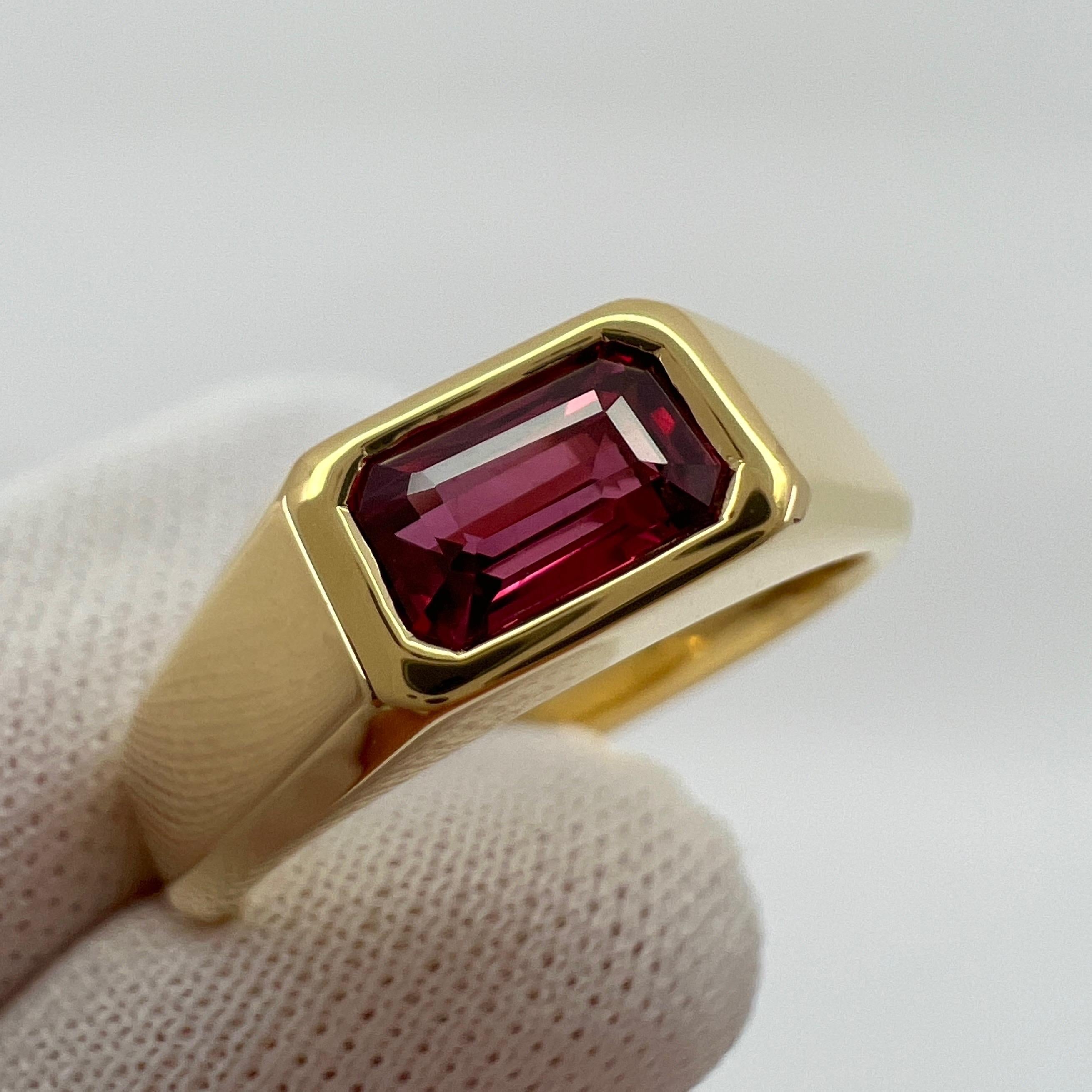 Certified Untreated Deep Red Emerald Cut Ruby 18k Yellow Gold Signet Style Ring In New Condition In Birmingham, GB