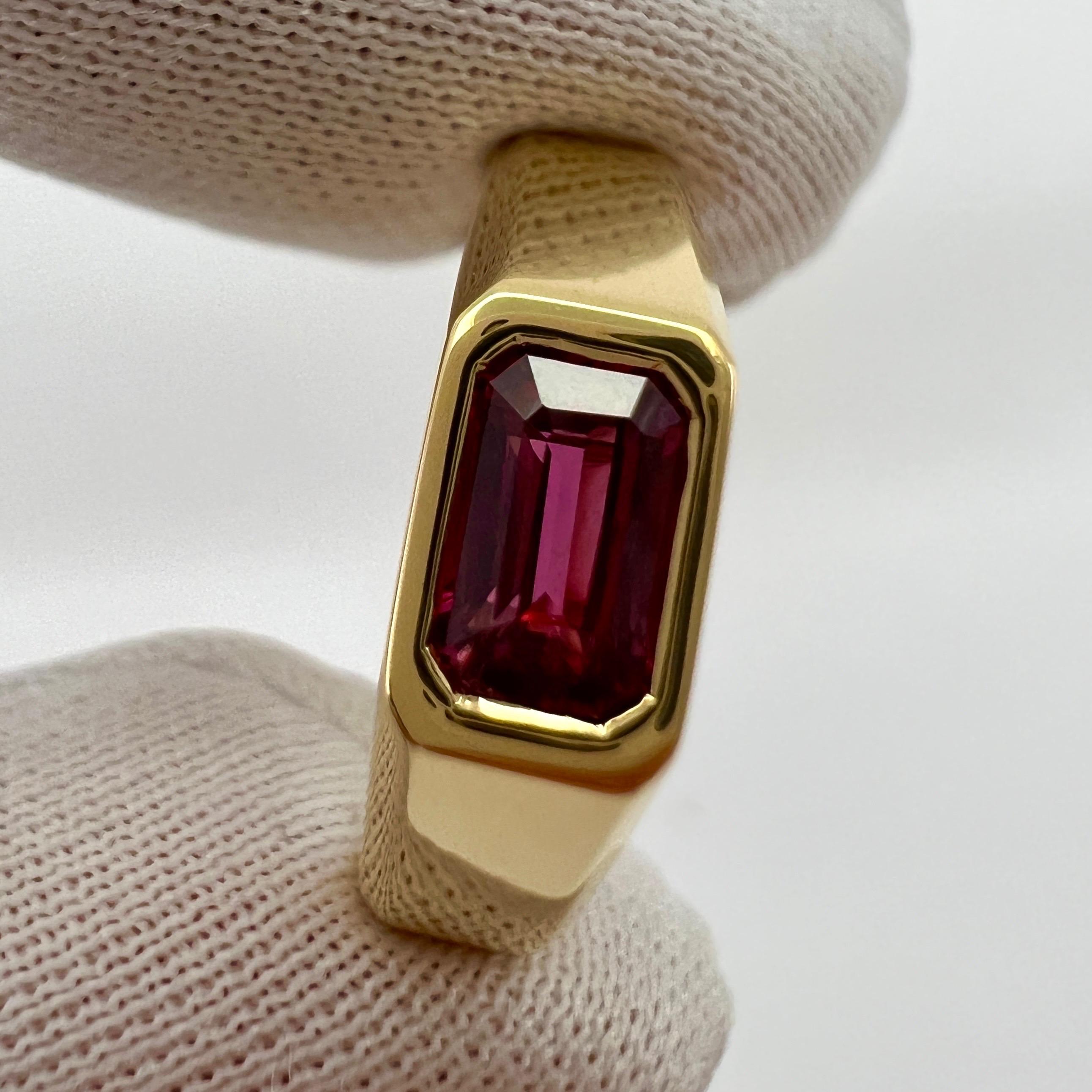Certified Untreated Deep Red Emerald Cut Ruby 18k Yellow Gold Signet Style Ring In New Condition In Birmingham, GB