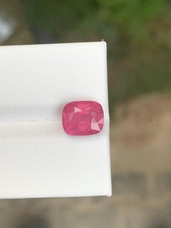 Certified Velvet Pink 3.17 Carat Natural Loose Mahenge Spinel Gemstone