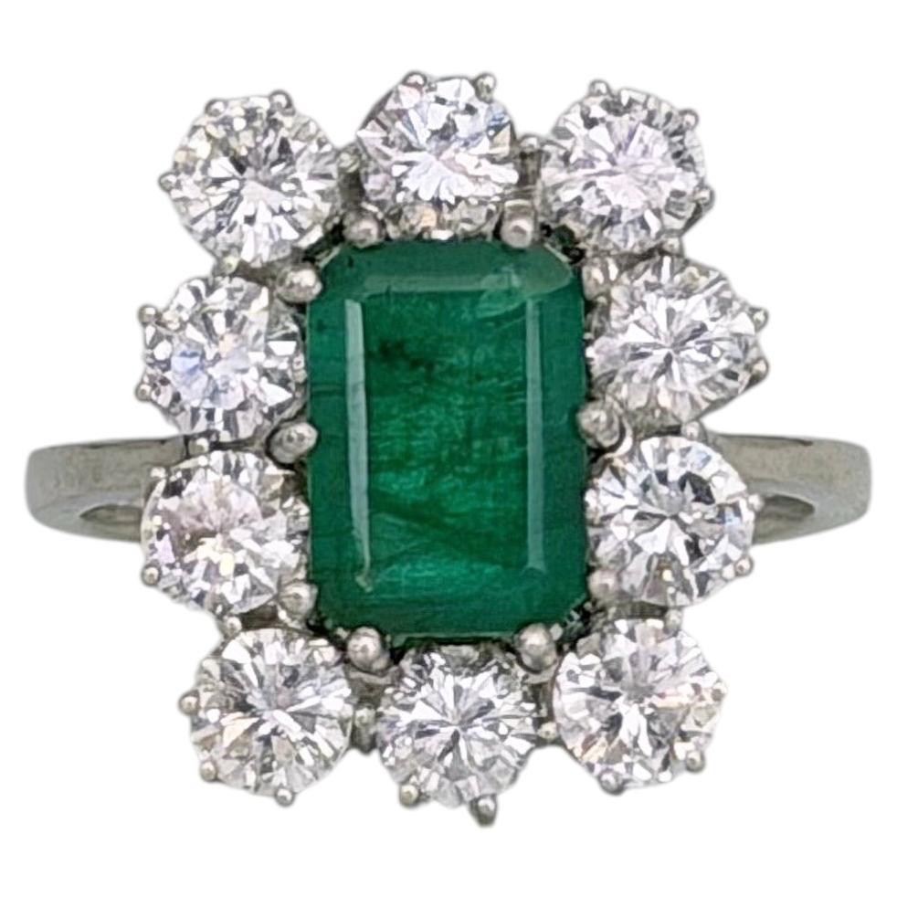 Certified Vintage 18 Karat Gold 1.6 Carat Emerald 2.0 Carat Diamond Cluster Ring