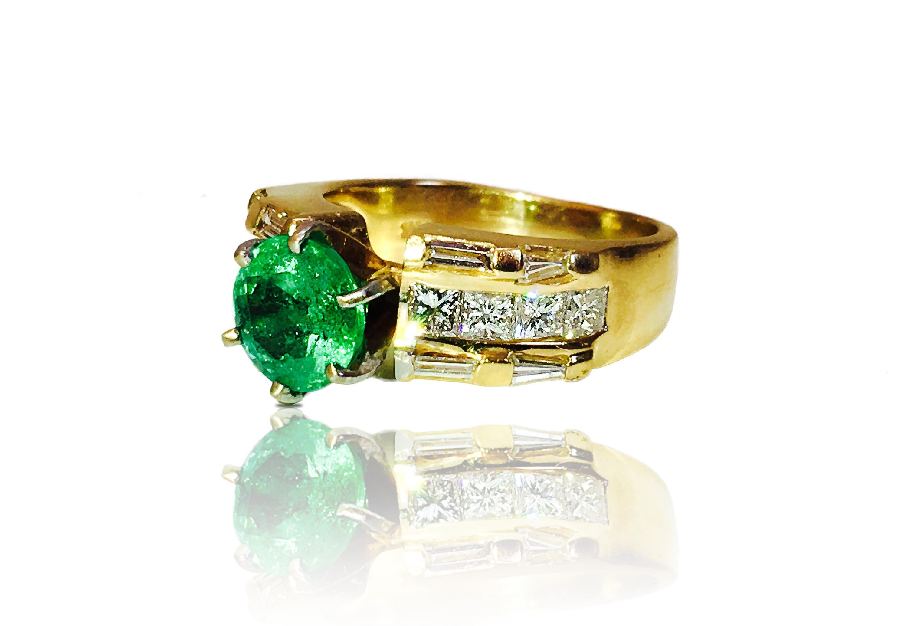 Art Deco GIA Certified 4.85 Carats Vintage Cocktail Emerald Diamond Engagement Ring For Sale