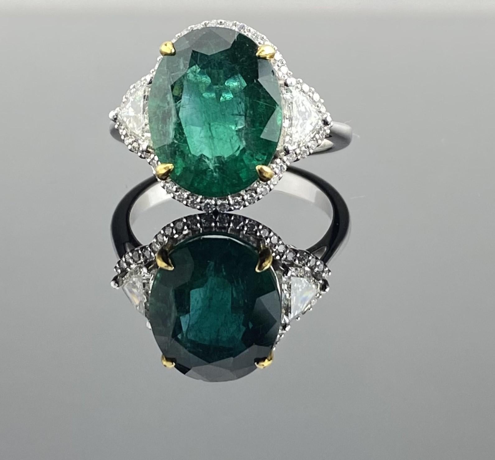 Certified Vivid Emerald and Diamond Ring In 18K White Gold Ring 4
