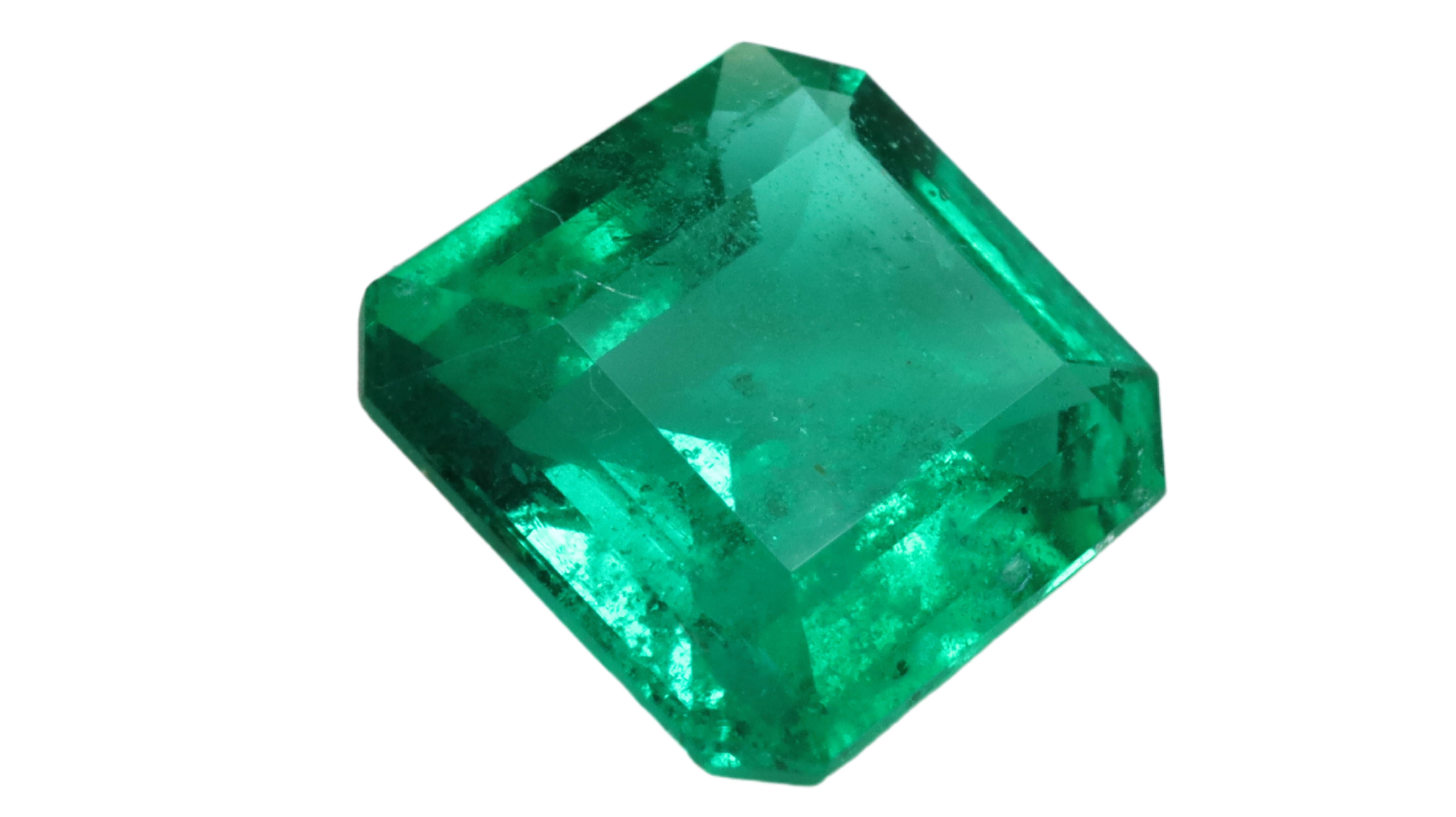 Emerald Cut Certified Vivid Green Emerald - No treatment 1.12ct For Sale