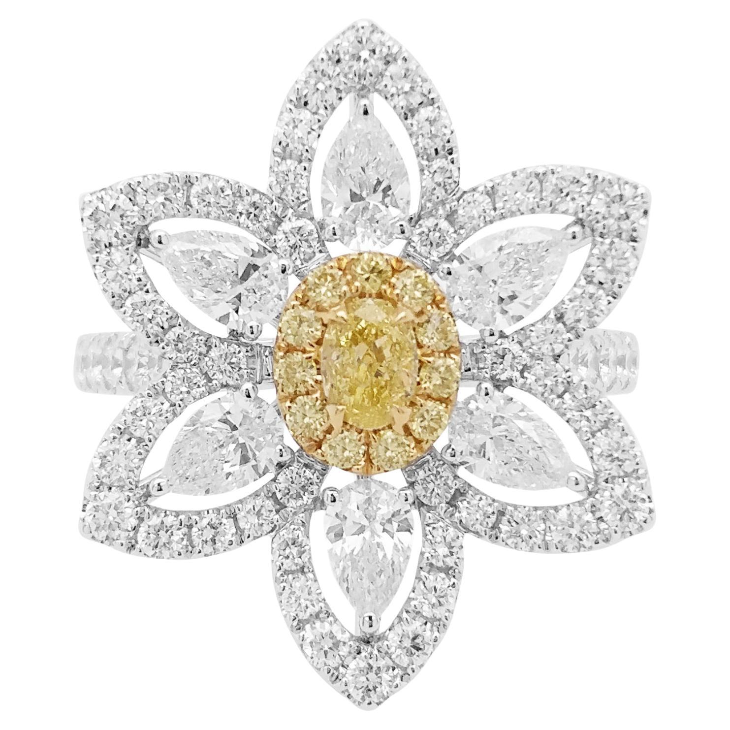 Certified Yellow Diamond and White Diamond in 18K Gold Cocktail Ring
