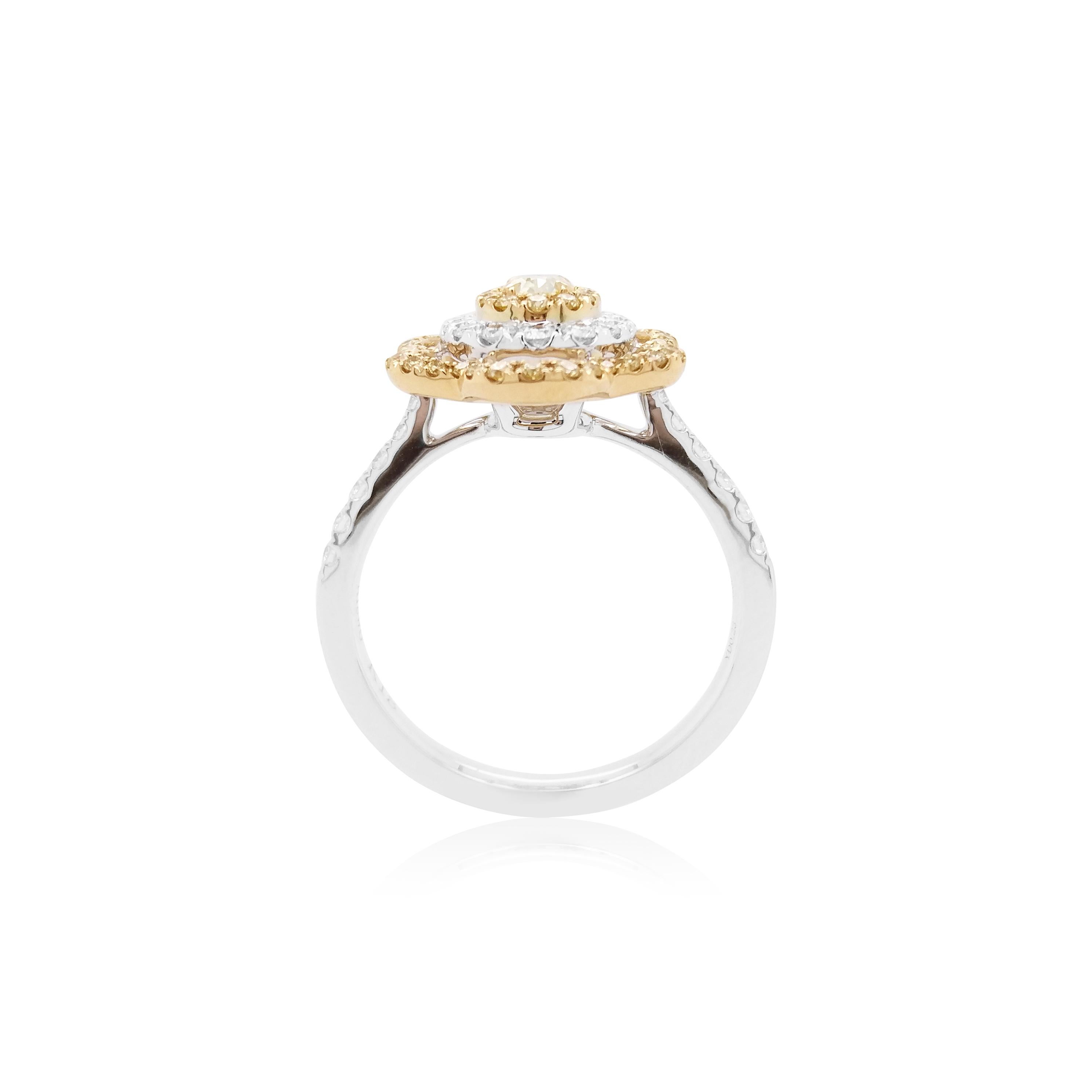 Contemporary Certified Yellow Diamond White Diamond 18K Gold Engagement Ring For Sale