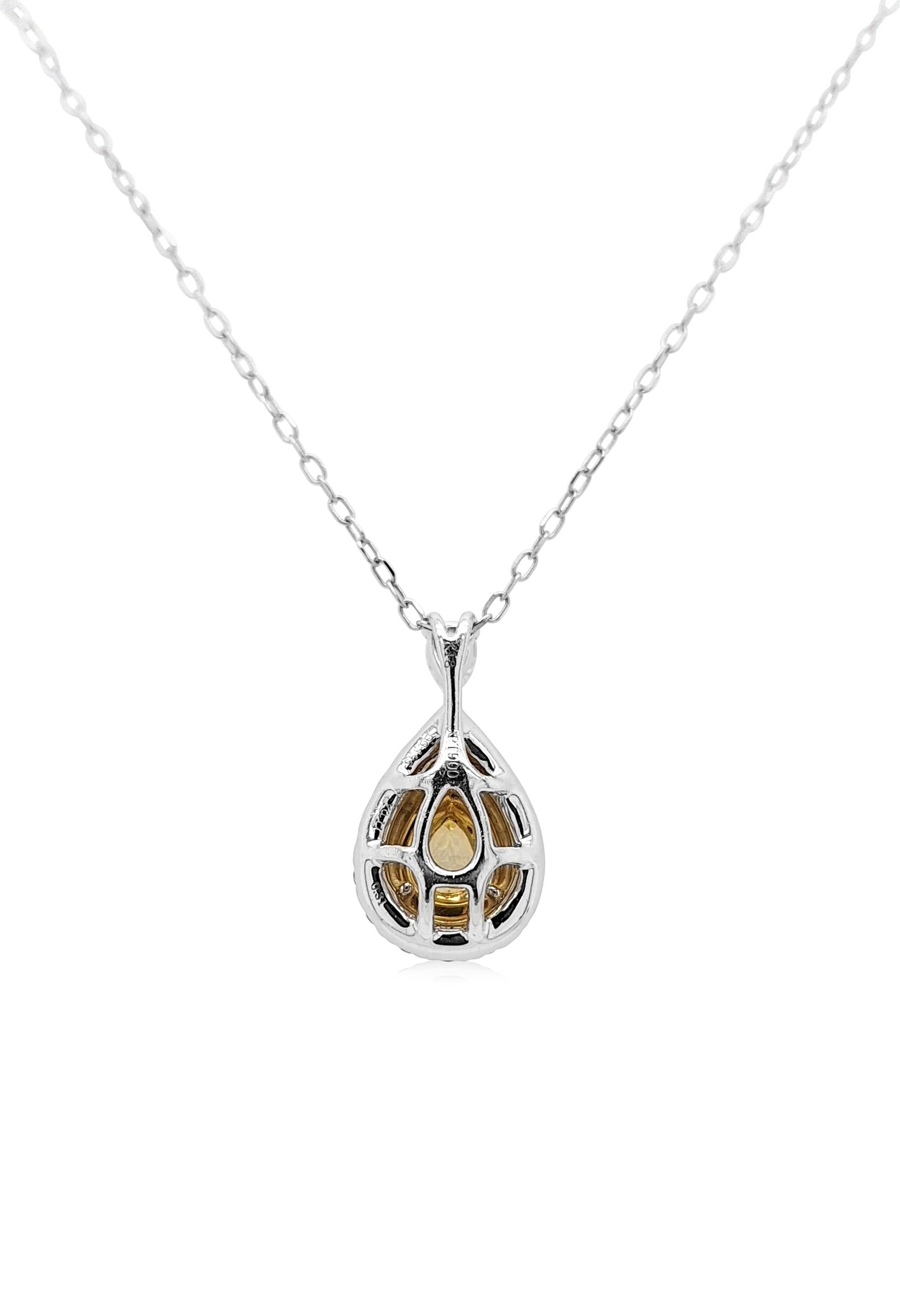 Contemporary CGL Certified Pear shape Yellow Diamond and White Diamond Pendant Necklace For Sale