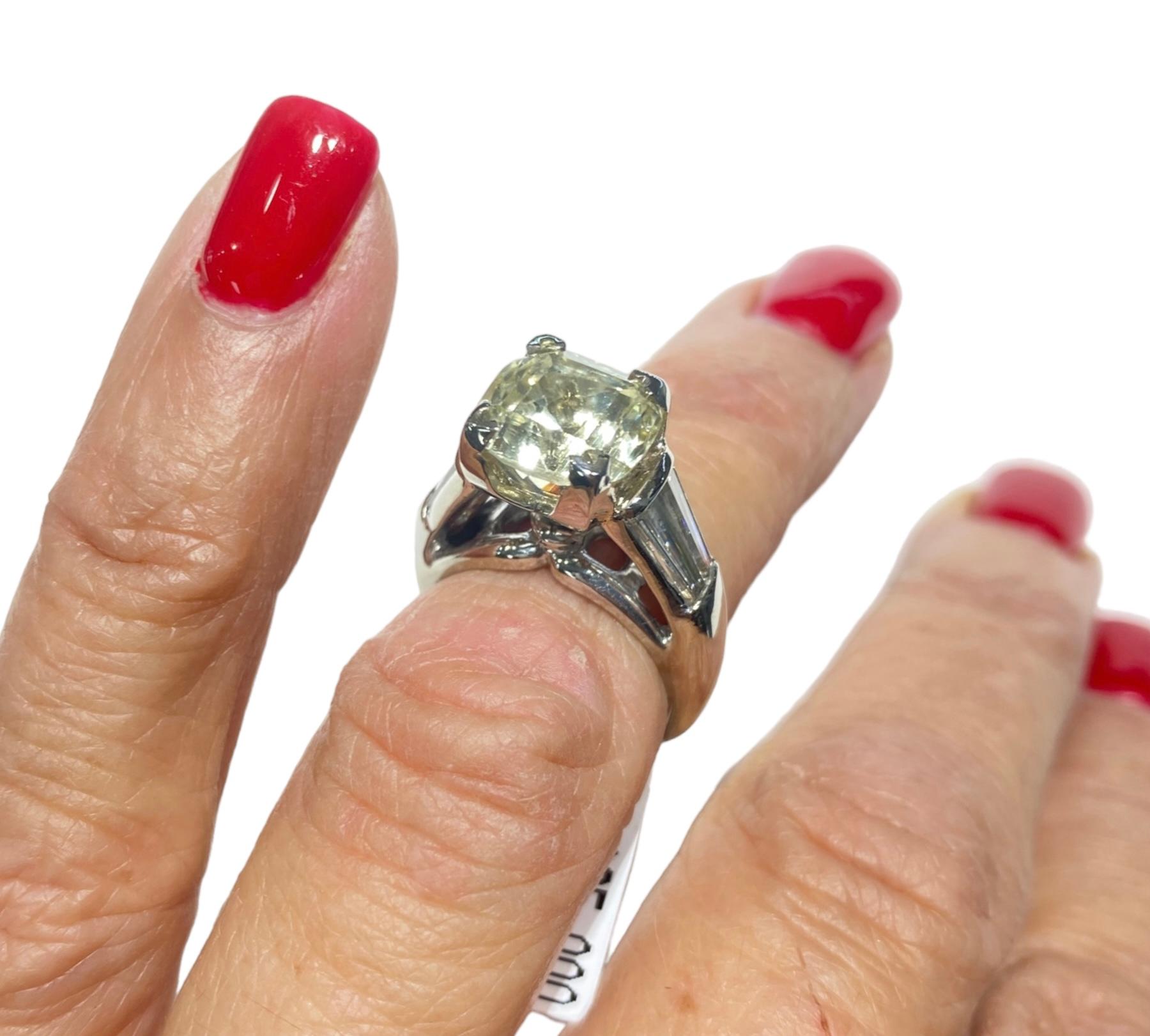 Verlobungsring mit zertifiziertem gelbem Saphir und Diamant, 10,83 Karat im Angebot 3