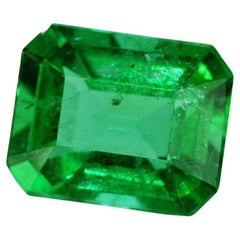 Certified Vivid Green Emerald