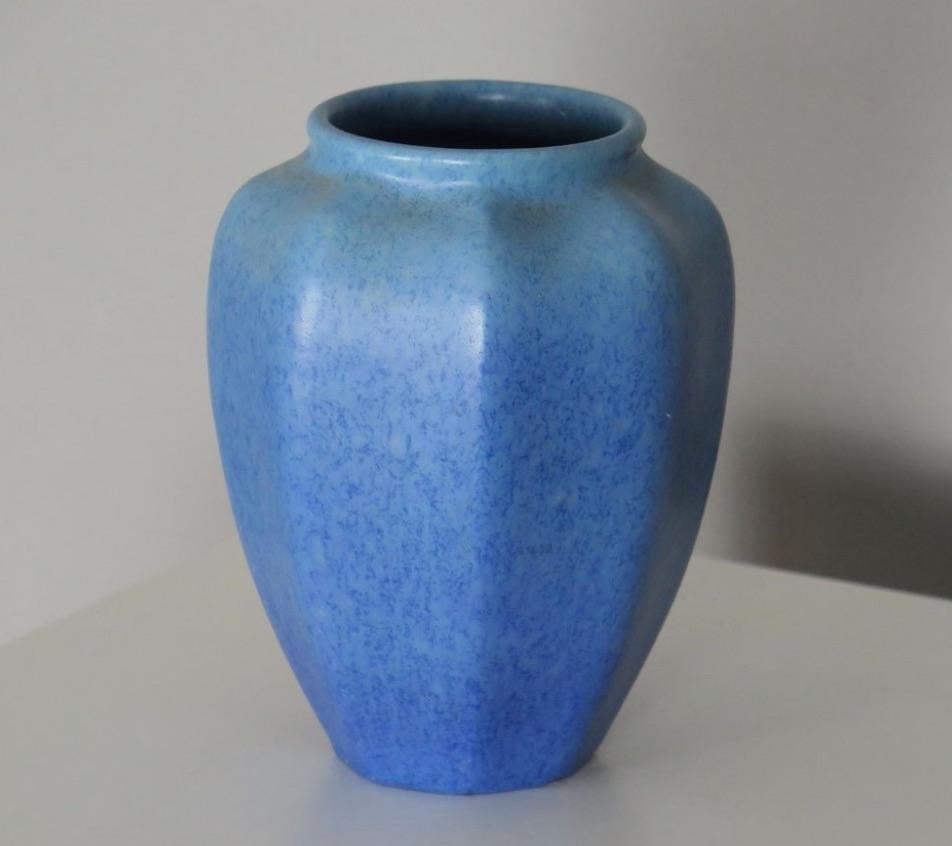 Cerulean Blue Art Deco Vessel by Pilkington Royal Lancastrian Pottery In Good Condition For Sale In Pittsburgh, PA
