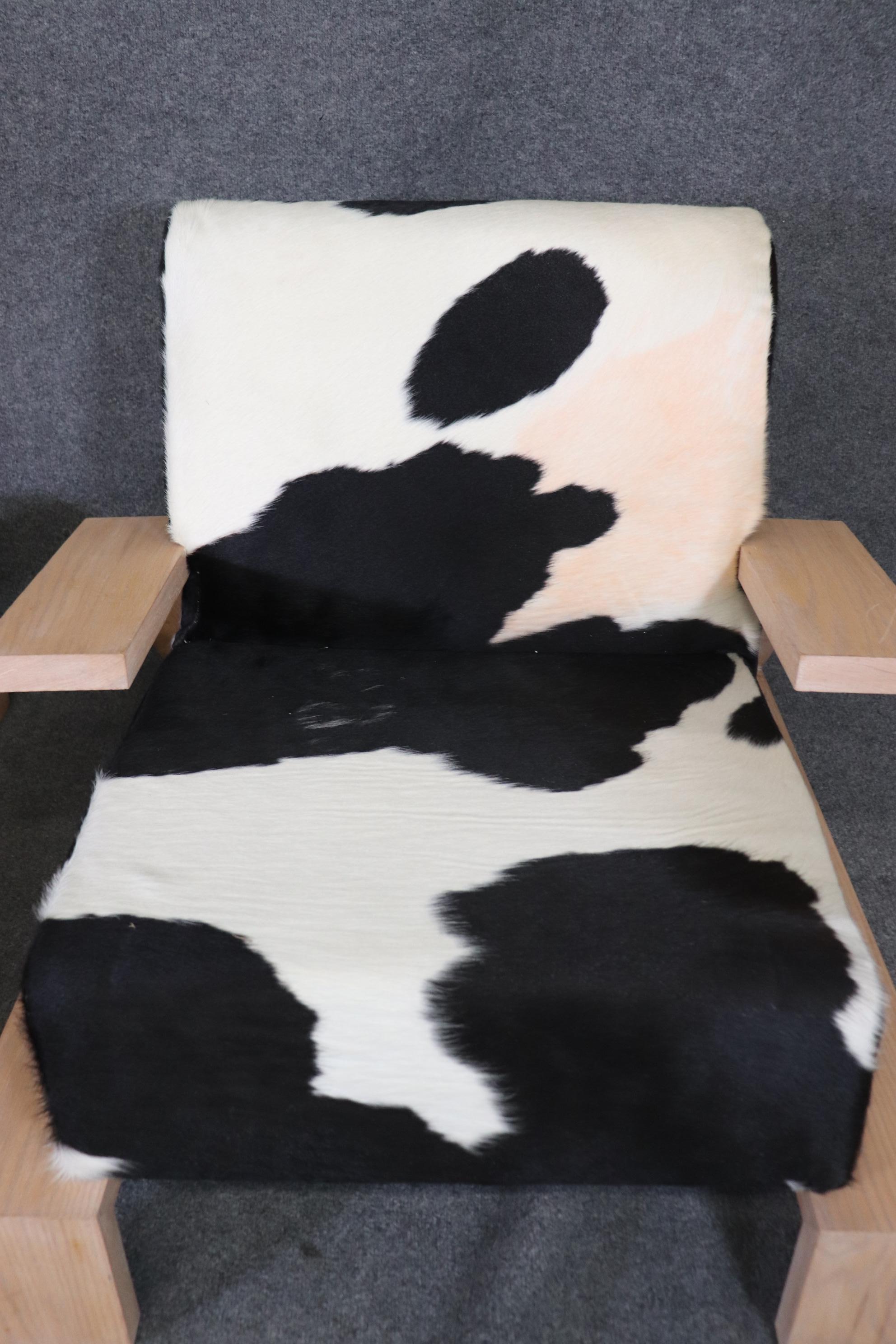 Pair of Mid-Century Modern Cerused Oak Elephant Chairs in Cowhide In Good Condition For Sale In Swedesboro, NJ