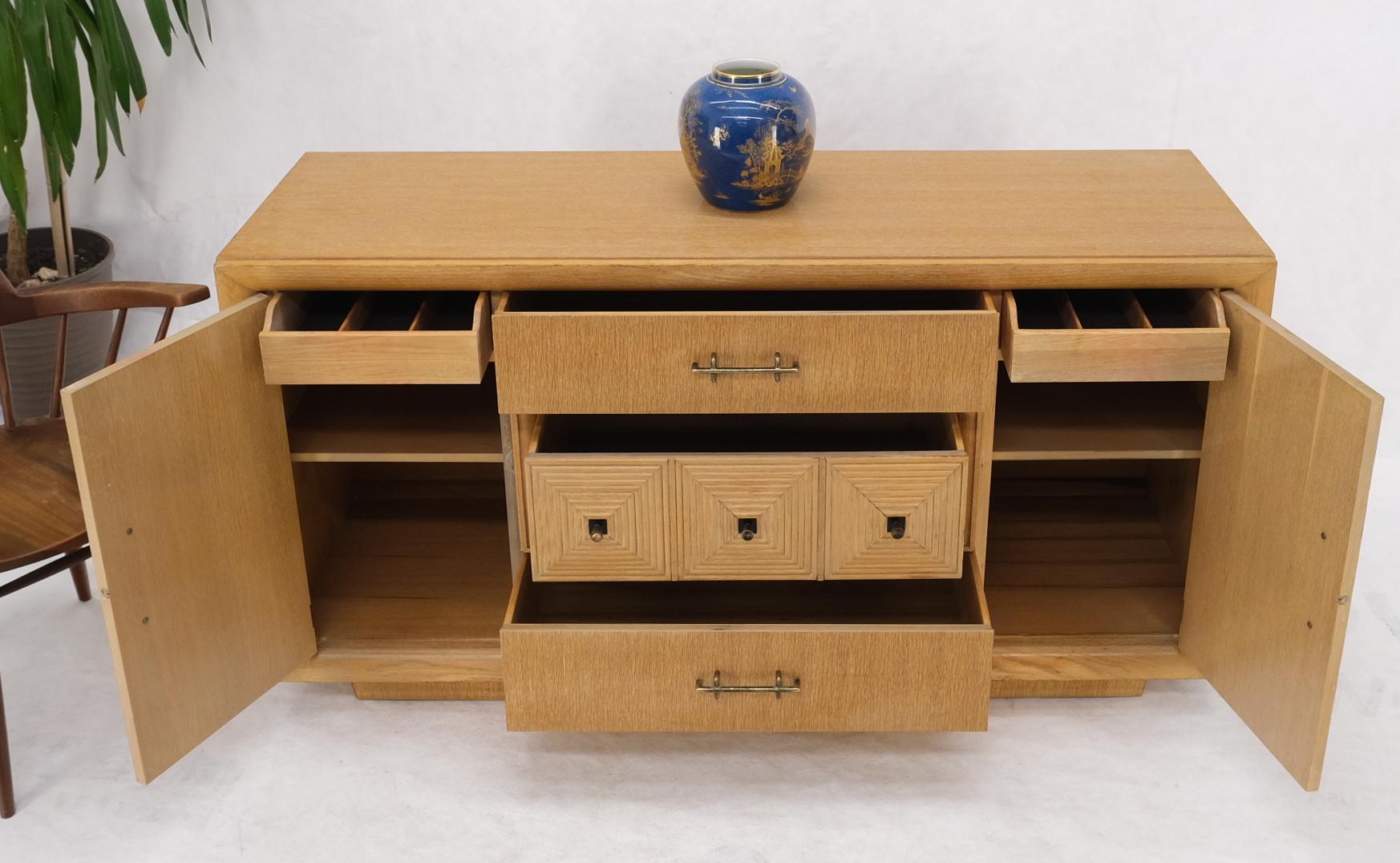 20th Century Cerused Oak Mid Century Credenza Sideboard Dresser Cabinet Buffet For Sale