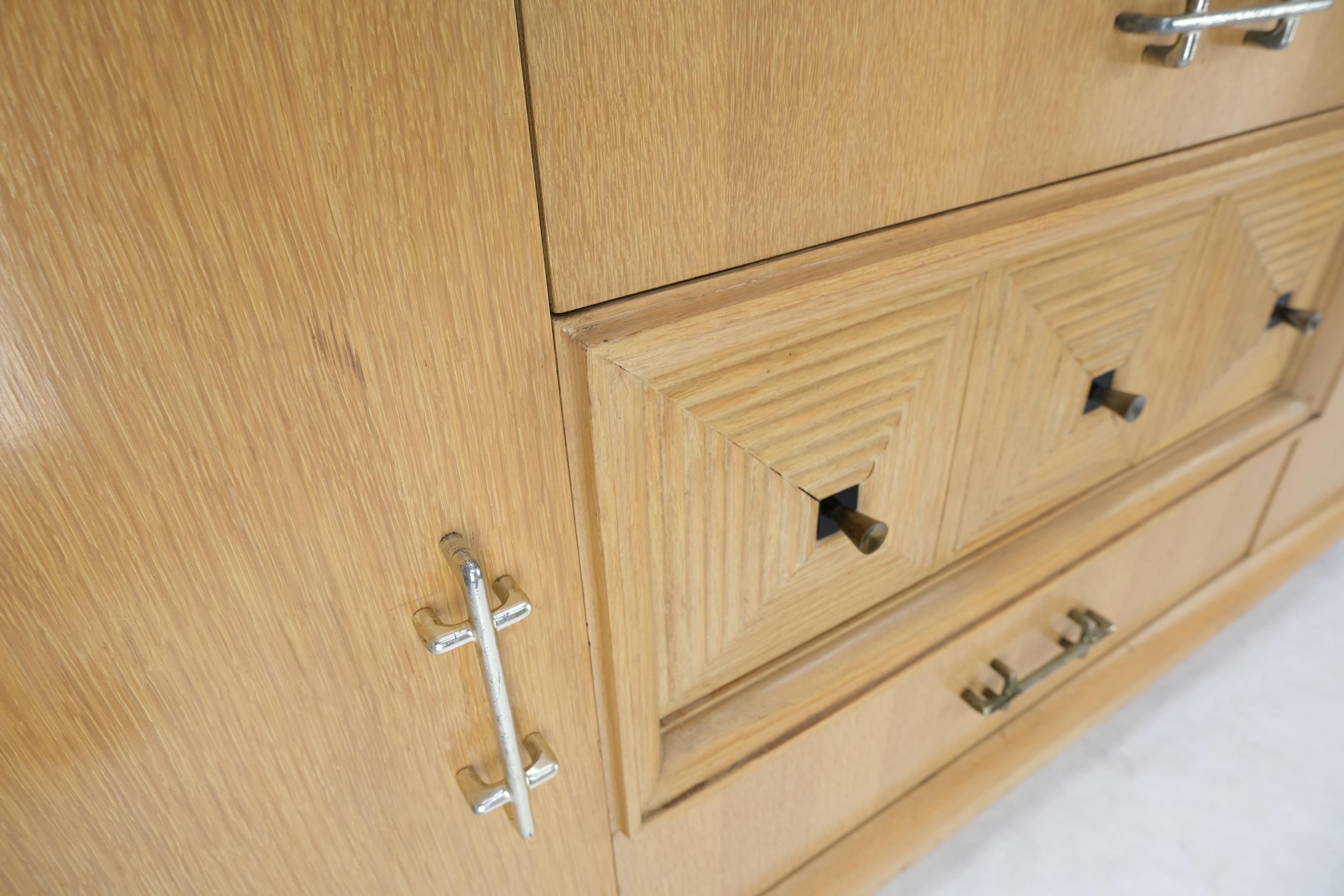 Cerused Oak Modern Credenza Dresser Cabinet 3 Drawer 2 Doors Compartments Mint For Sale 7