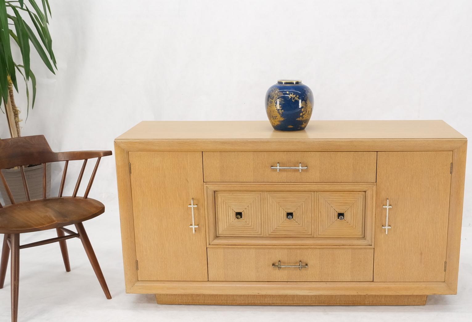 American Cerused Oak Modern Credenza Dresser Cabinet 3 Drawer 2 Doors Compartments Mint For Sale