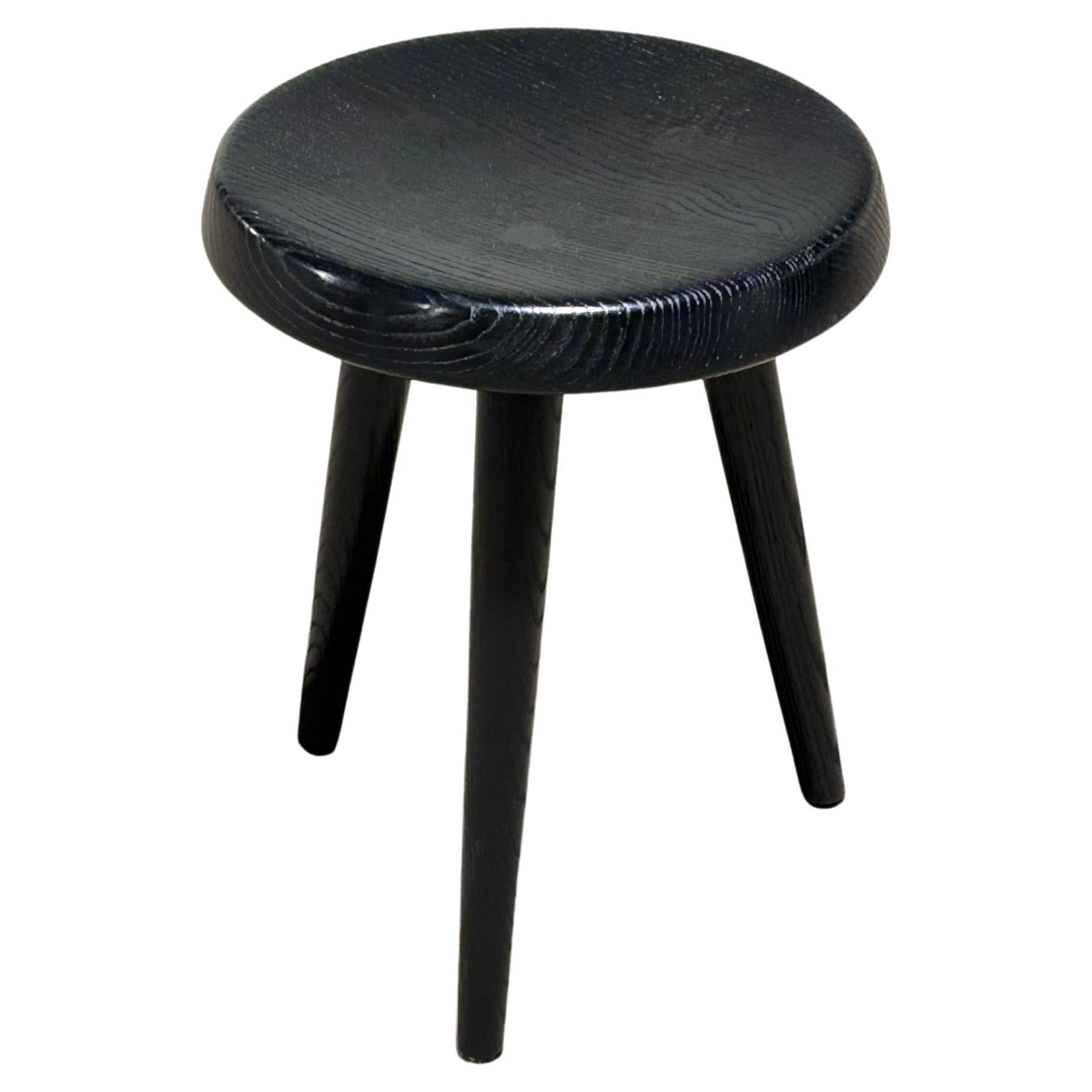 Cerused Oak Hocker im Stil von Charlotte Perriand im Angebot