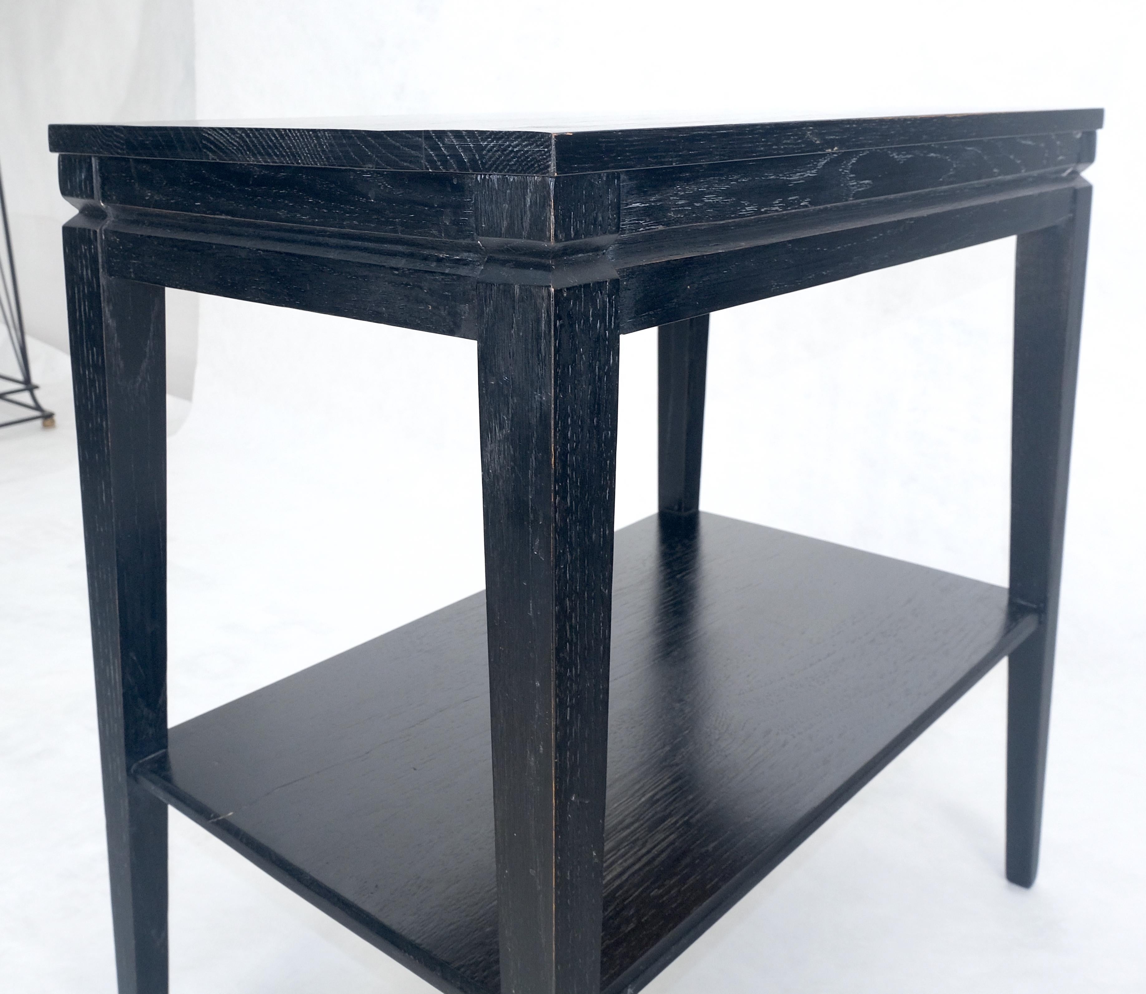 20ième siècle Cerused Oak Two Tier Rectangle Side End Table Brown Saltman Attributed MINT en vente