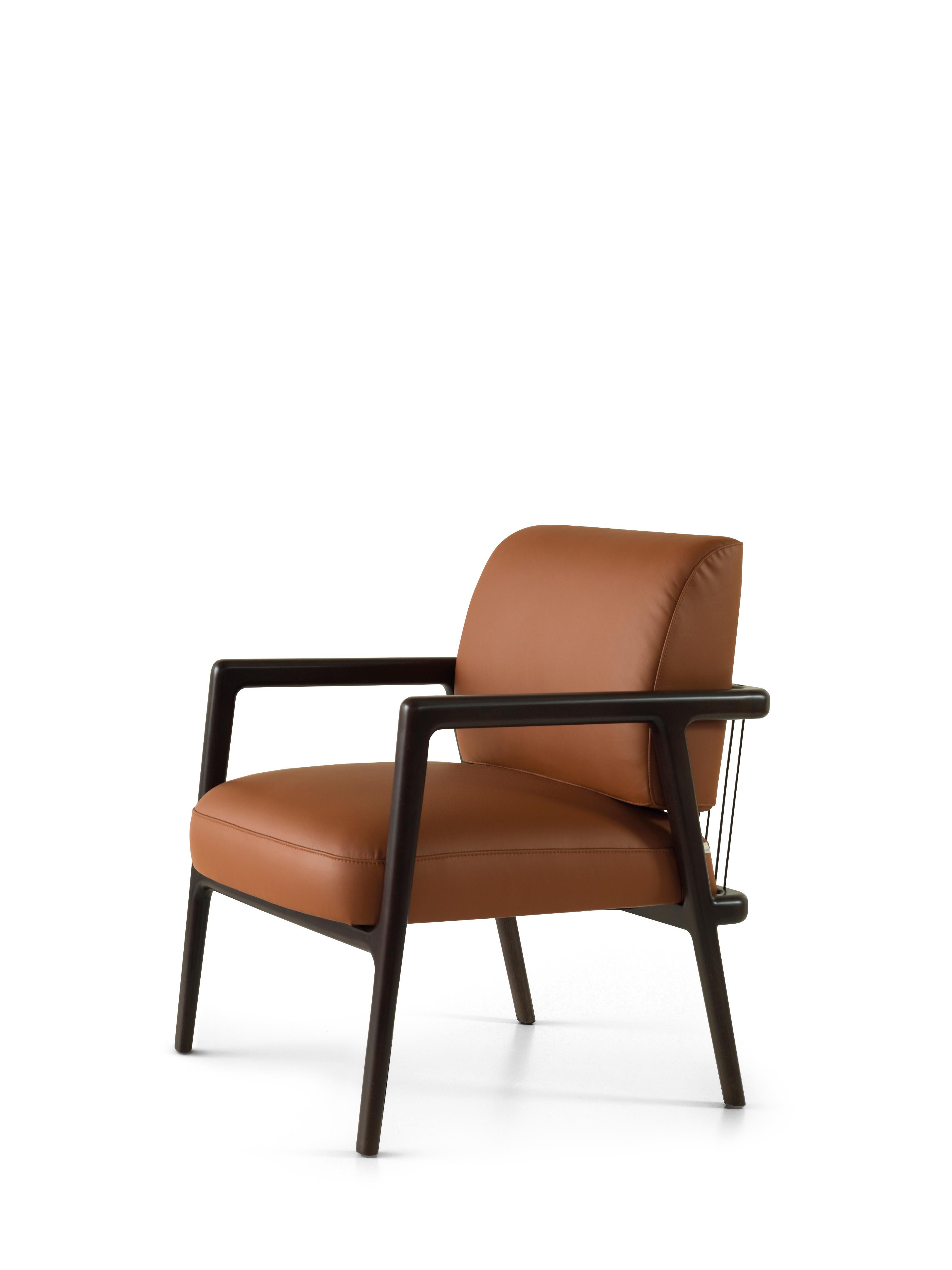 Sillón Cervantes 5026 by Redeco
Dimensiones: An 66 x Pr 70 x Al 83 cm
Materiales: Estructura de asiento y respaldo de madera contrachapada acolchada con espuma de poliuretano de distintas densidades. Pretapizado en guata de poliéster, tapizado en