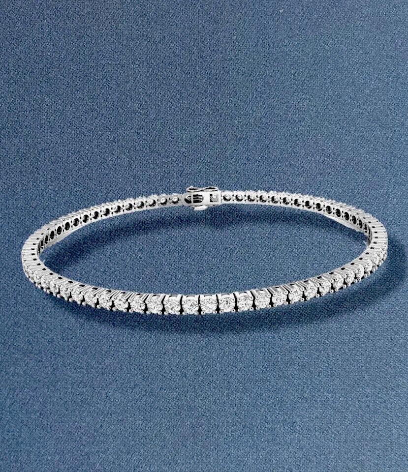 Cervin Blanc 18ct White Gold Diamond Tennis Bracelet 3.6ct 7.5 inch long 10g In New Condition For Sale In Ilford, GB