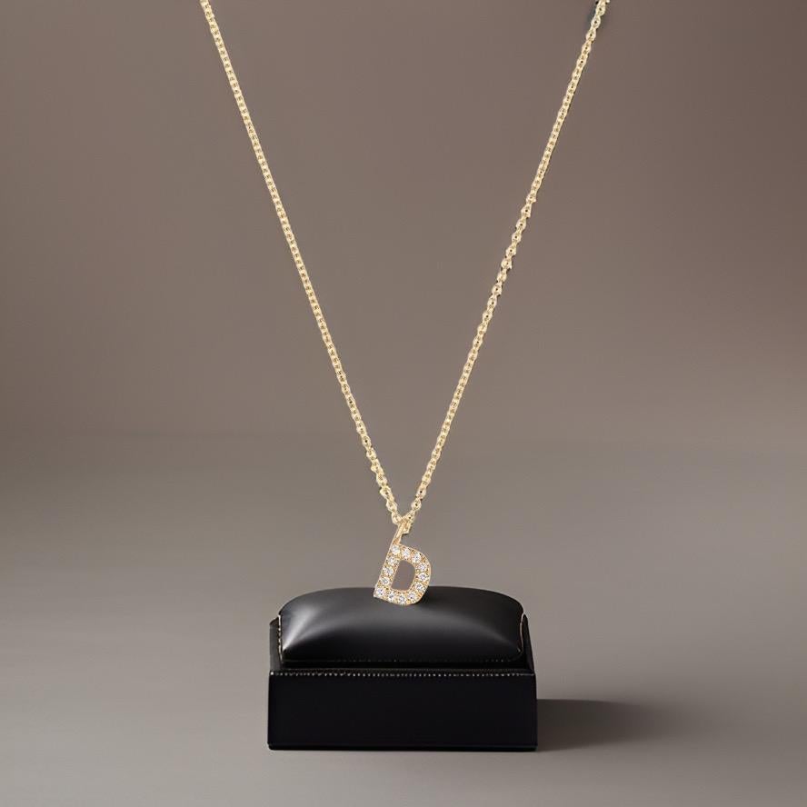 Cervin Blanc DIAMOND INITIAL D NECKLACE IN 18CT GOLD In New Condition For Sale In Ilford, GB
