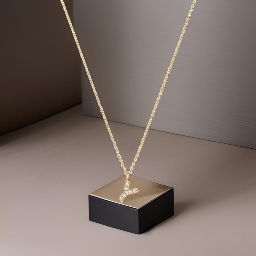 Cervin Blanc DIAMOND INITIAL Y NECKLACE IN 18CT GOLD For Sale 1