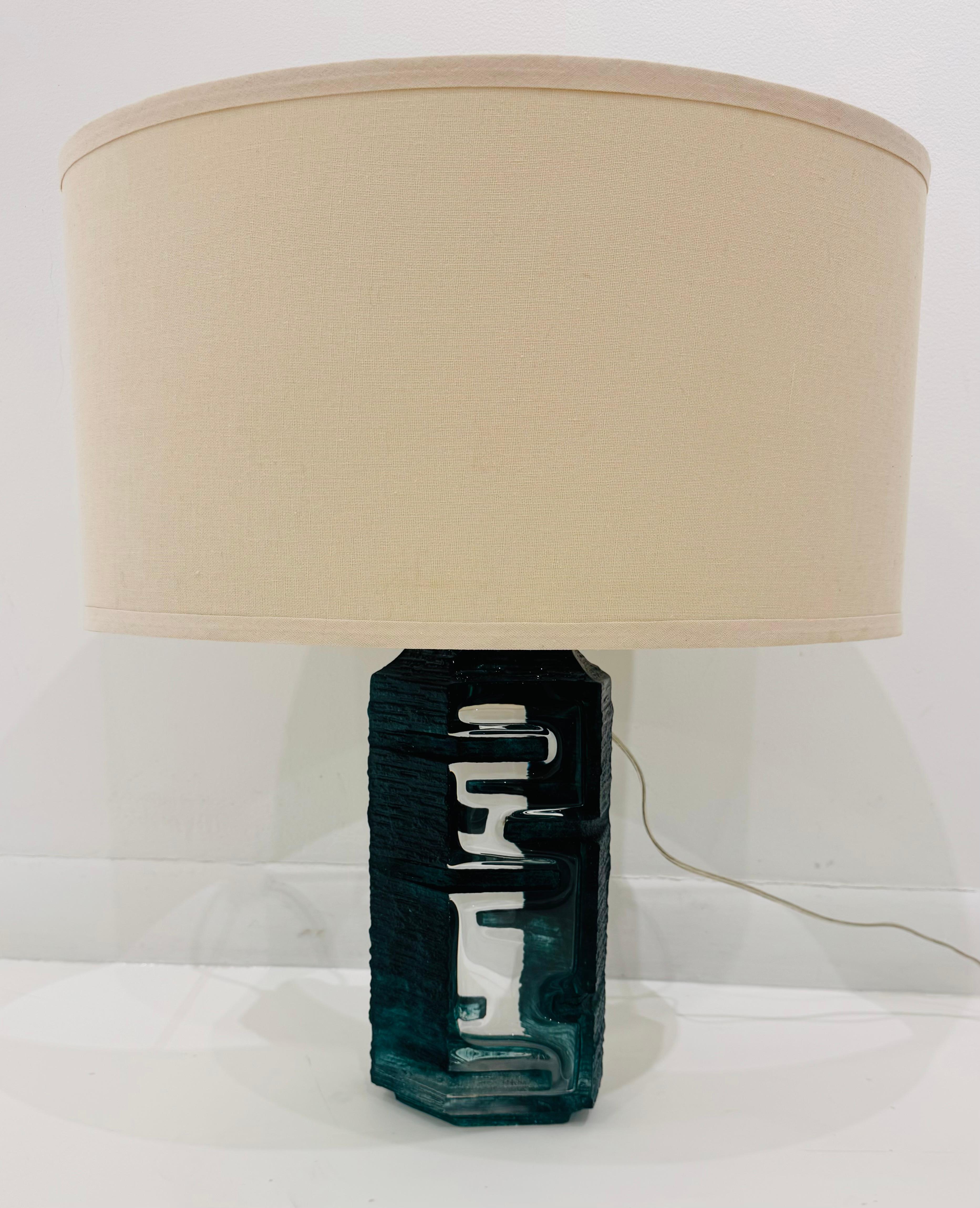 Lampada da tavolo Cesar Baldaccini Daum Crystal French 1979 Mid Century In condizioni ottime in vendita a New York, NY