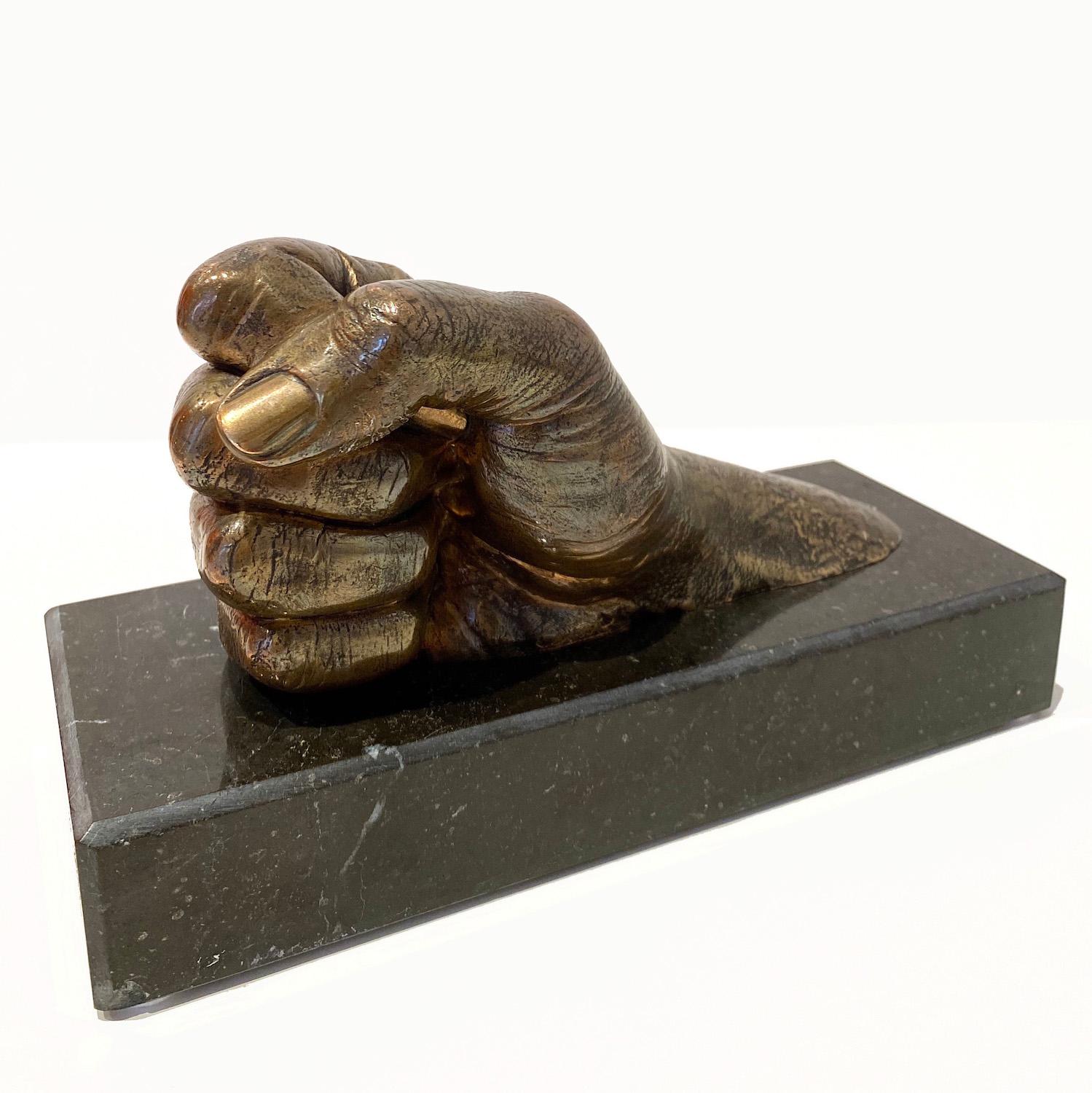 César Baldaccini Figurative Sculpture - Poing