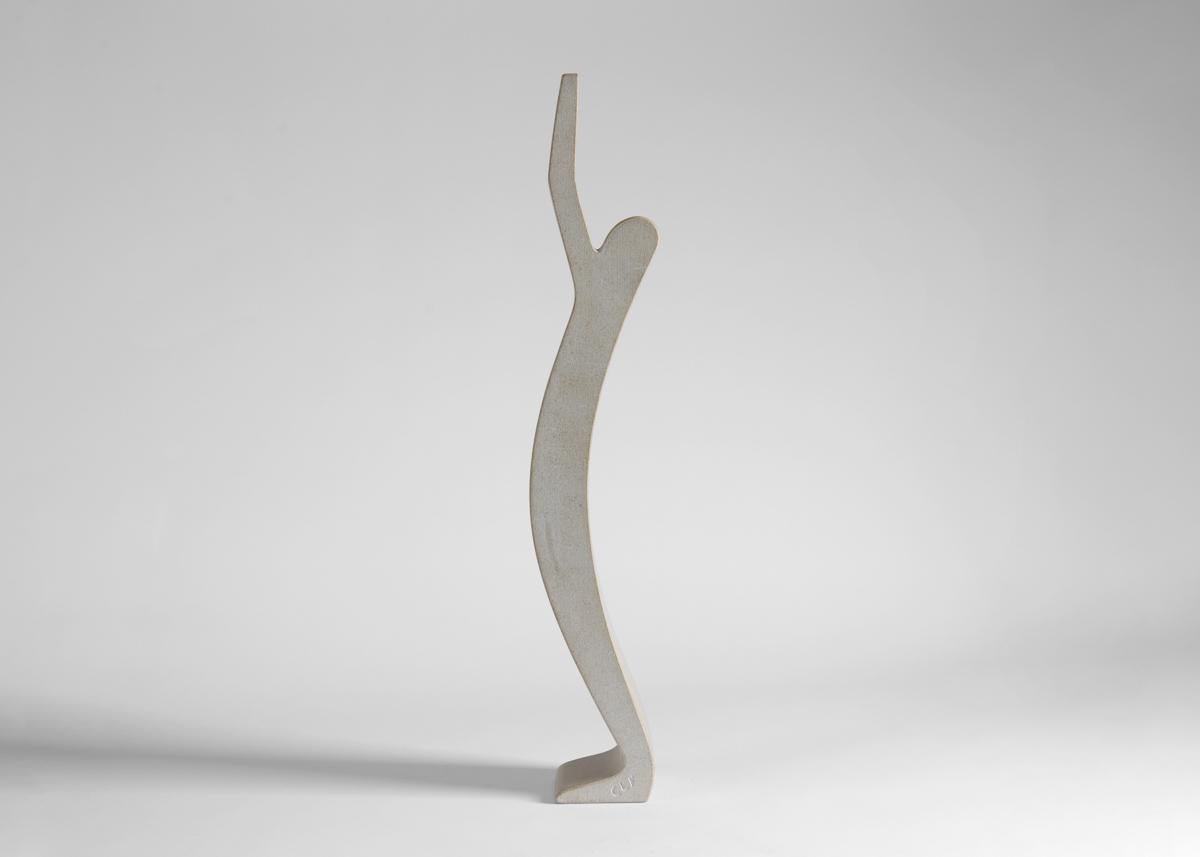 Con dedica: CLF 
Pezzo unico.

Pochi scultori riescono a trascendere il confine tra artigiano e artista; Cesare Arduini, un italiano che viveva e lavorava nel Bronx, era uno di questi. Attingendo ai suoi anni di esperienza come maestro marmista, ha