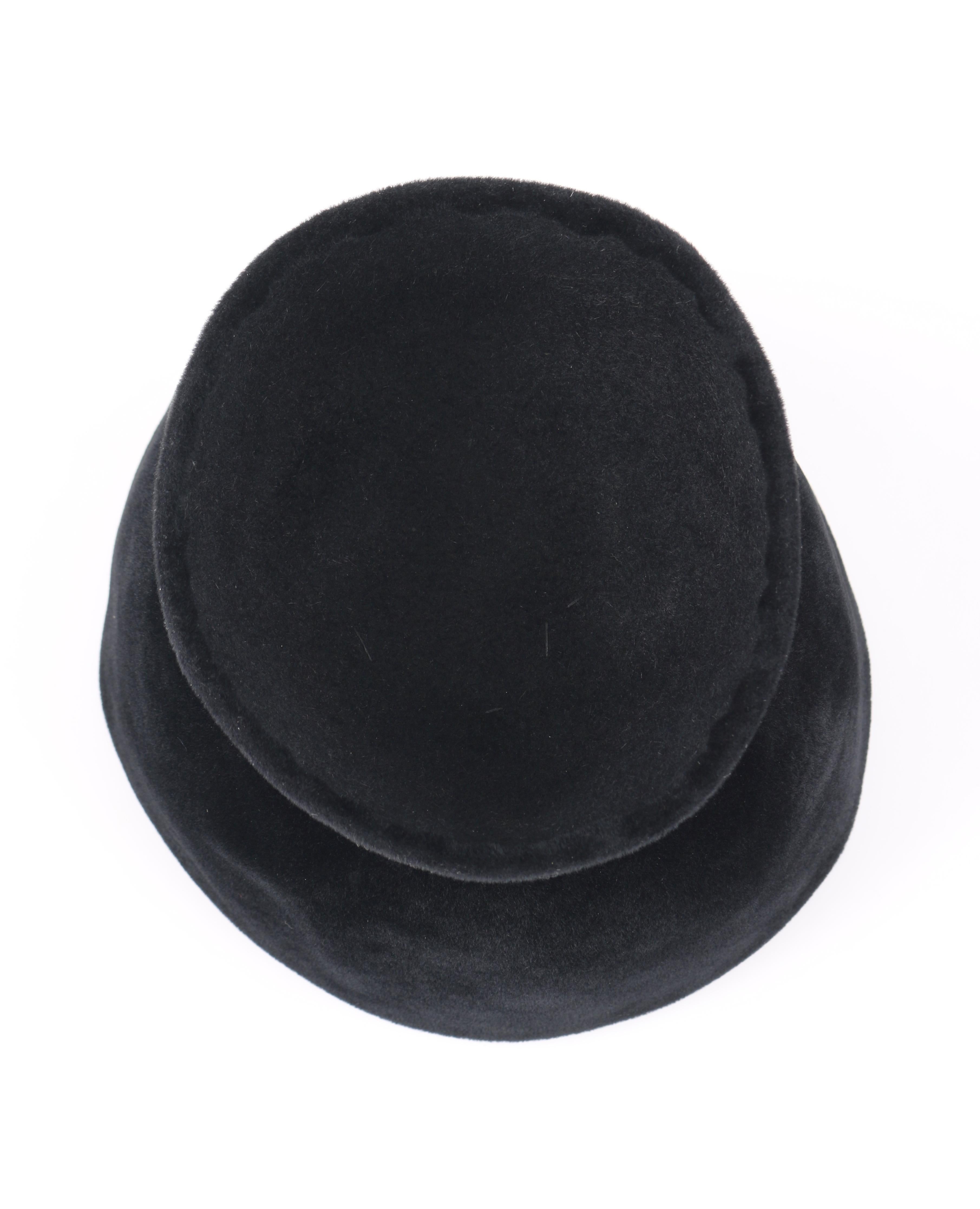 CESARE CANESSA c.1950's Haute Couture Numbered Black Velvet Sculptural Hat  3