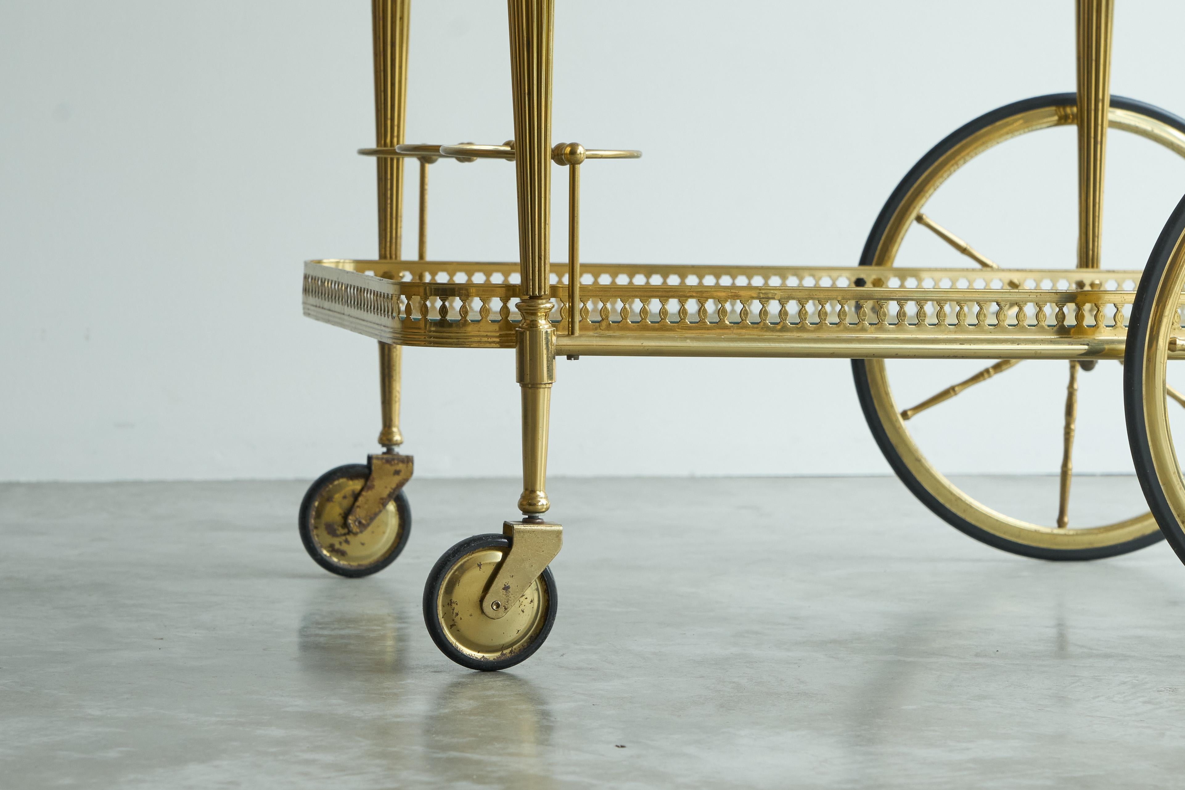 Italian Cesare Lacca Bar Cart in Brass and Glass 1950s For Sale