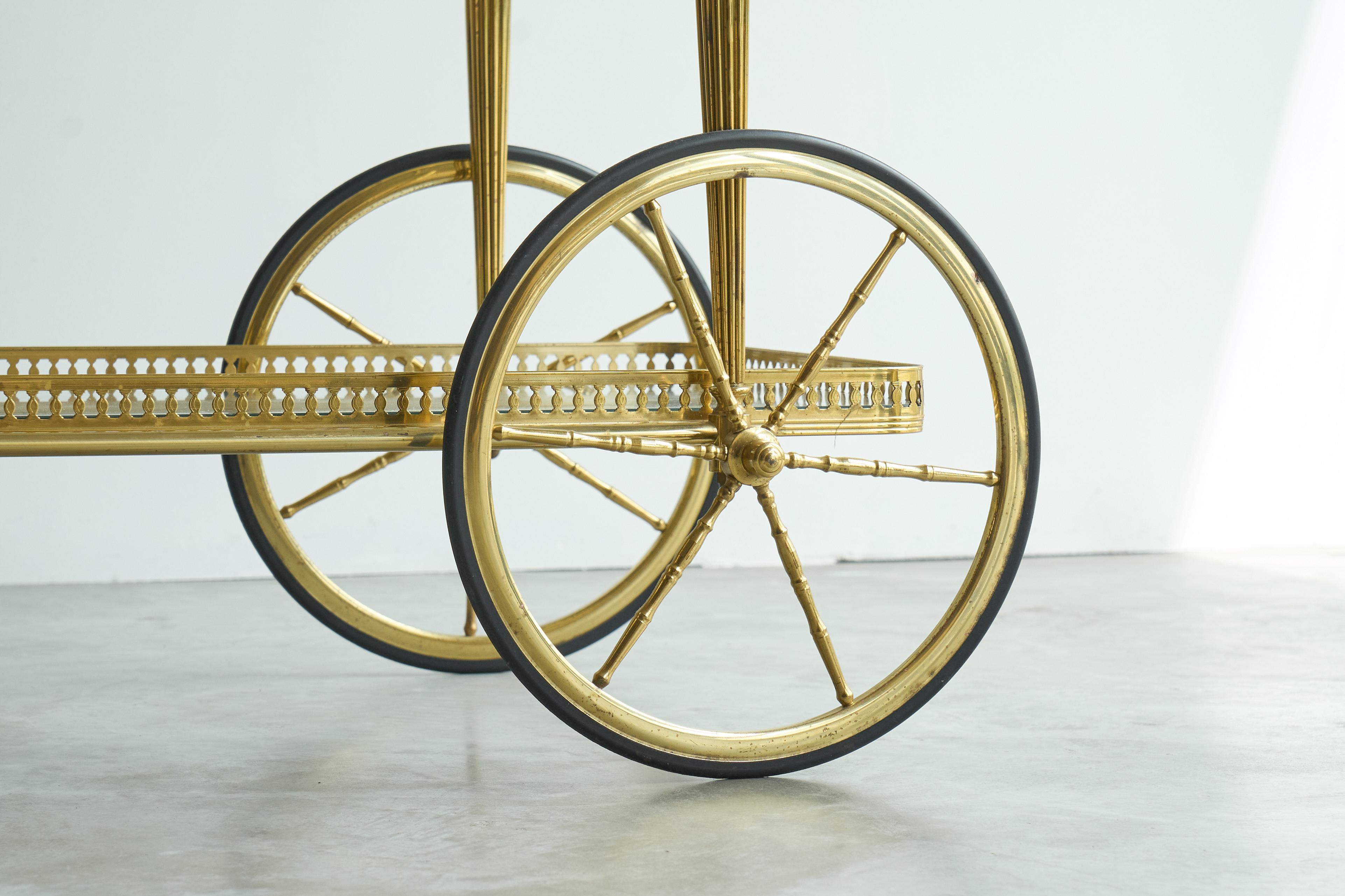 20th Century Cesare Lacca Bar Cart in Brass and Glass 1950s For Sale