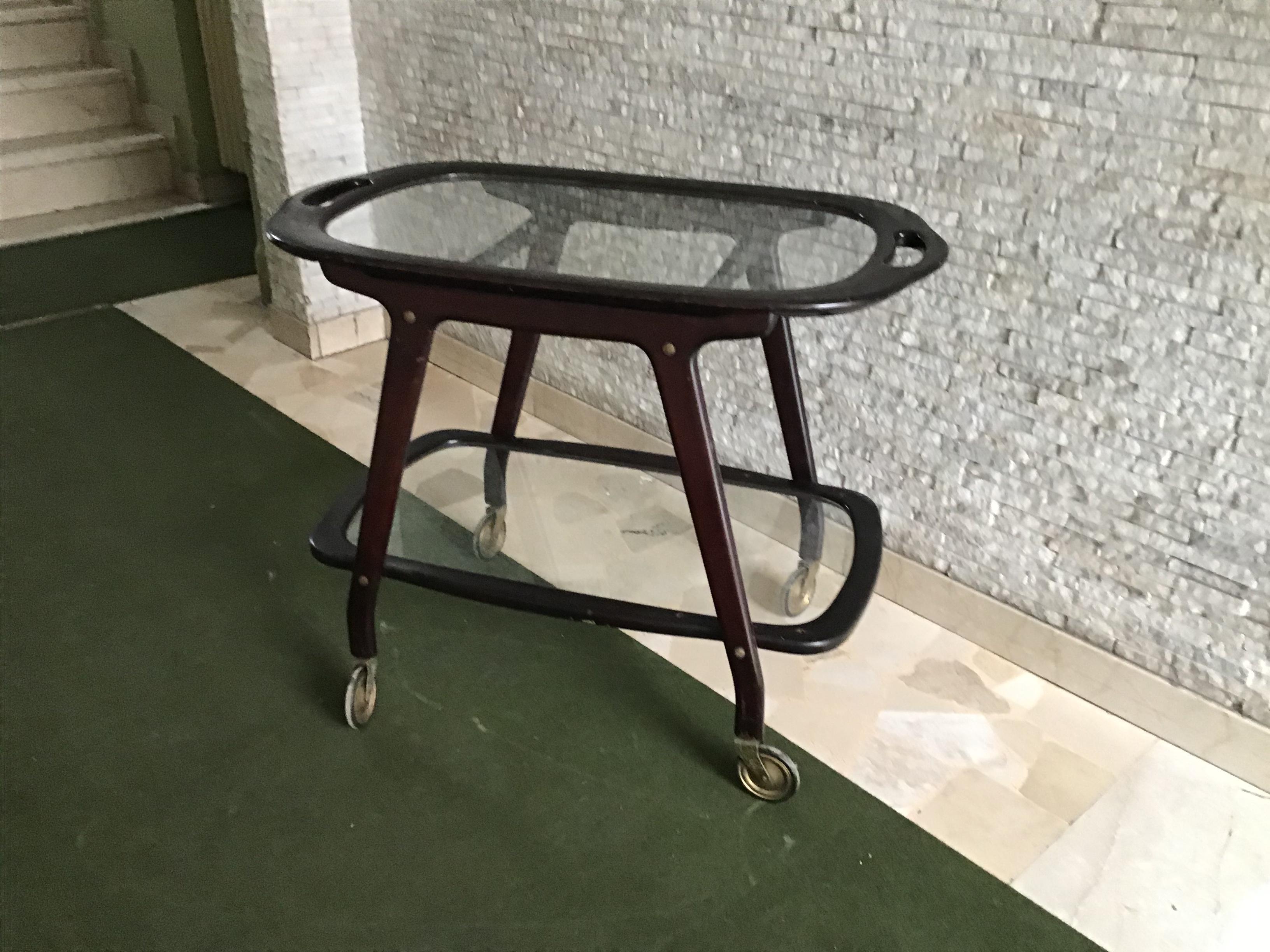 Cesare Lacca Bar Trolley with Movable Tray Wood Brass, 1950, Italy In Good Condition For Sale In Milano, IT