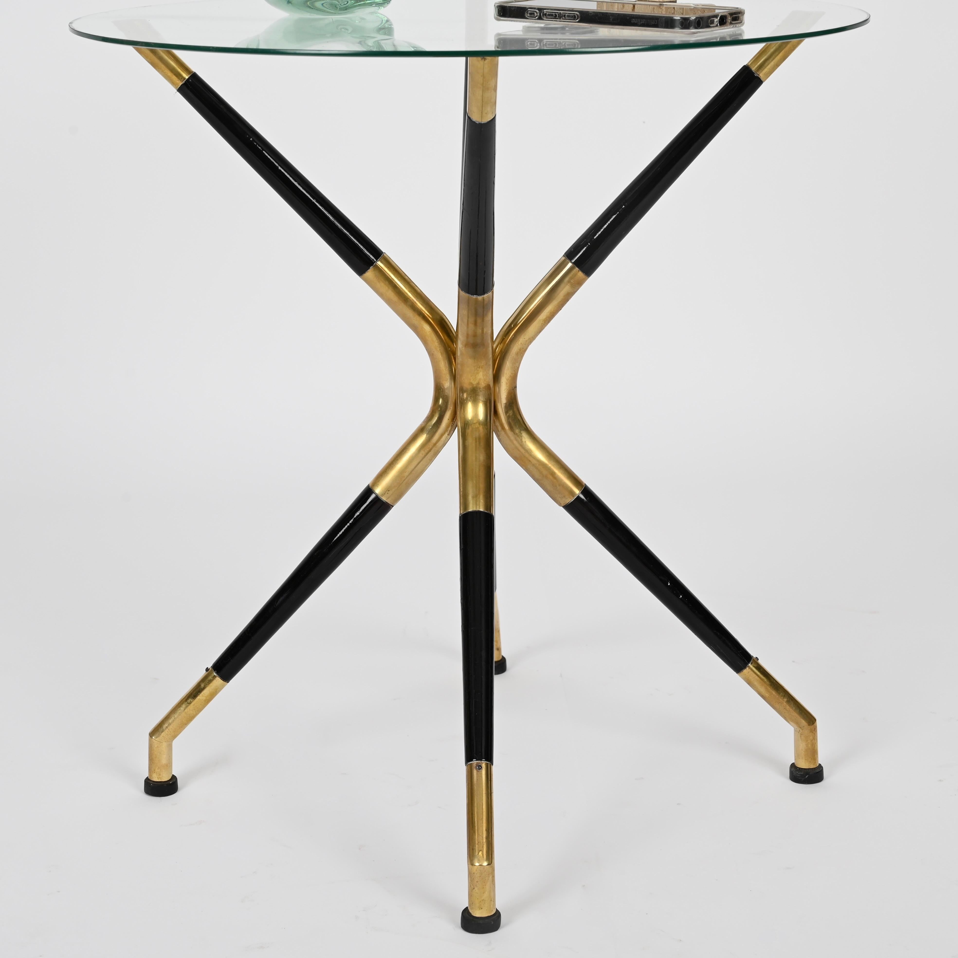 Mid-20th Century Cesare Lacca Italian Mid-Century Brass and Lacquered Wood Round Side Table 1950s For Sale