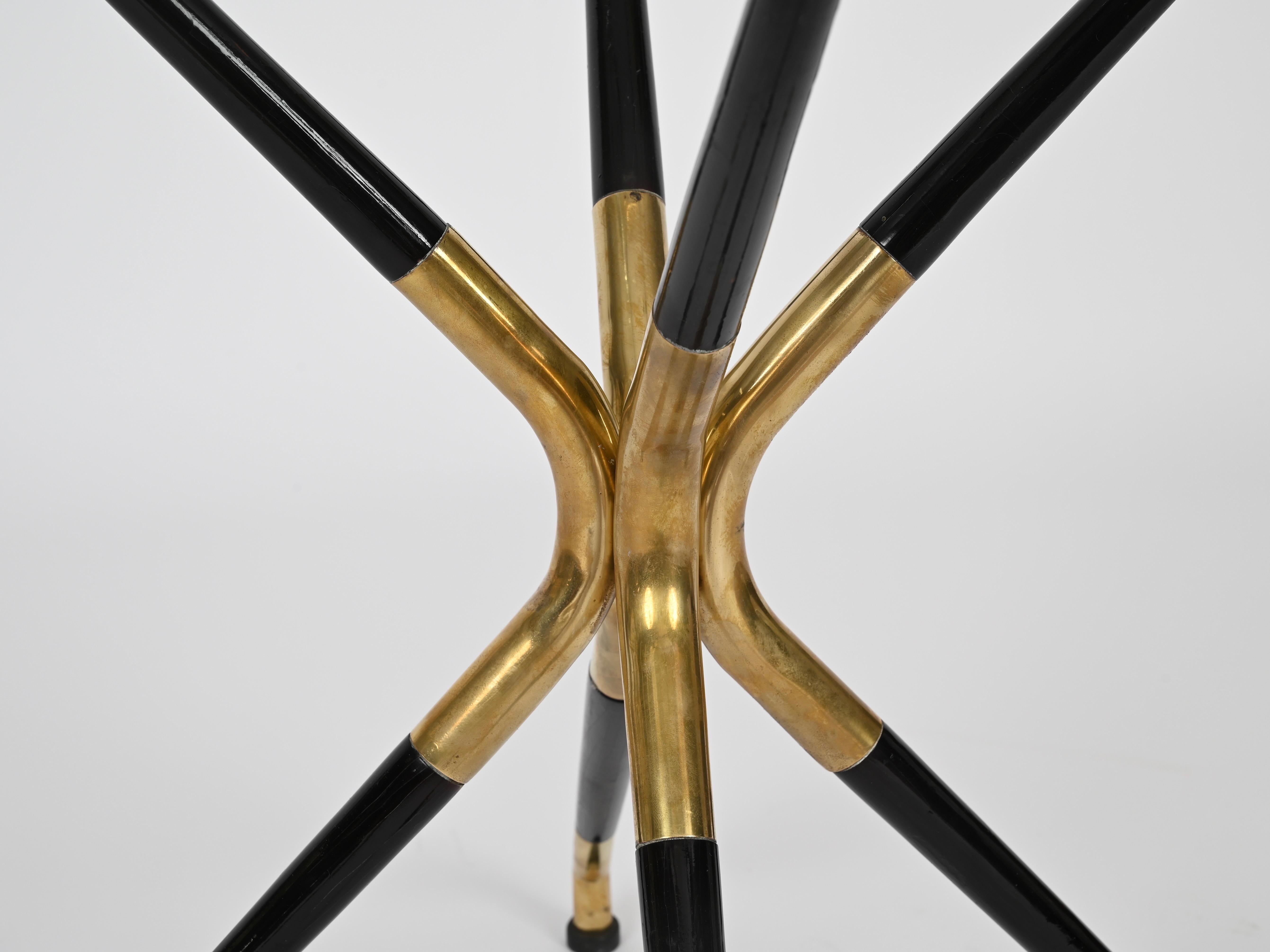 Cesare Lacca Italian Mid-Century Brass and Lacquered Wood Round Side Table 1950s For Sale 2